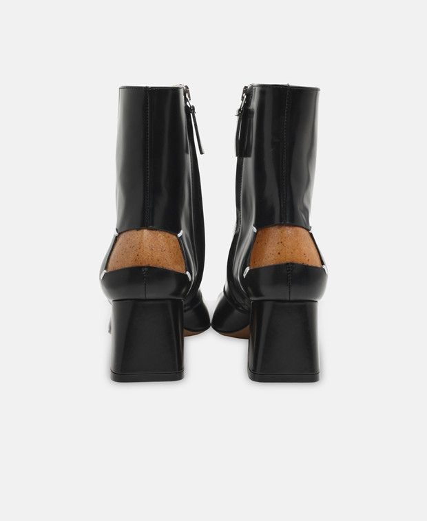 Maison Margiela Ankle boots Size US 5 / IT 35 - 2 Thumbnail