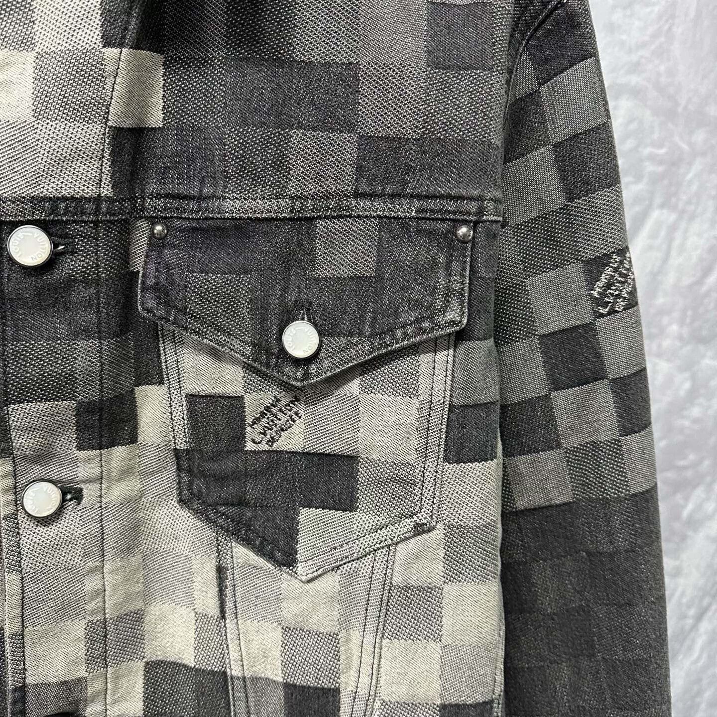 Louis Vuitton louis vuitton checkerboard denim jacket Size US M / EU 48-50 / 2 - 3 Thumbnail