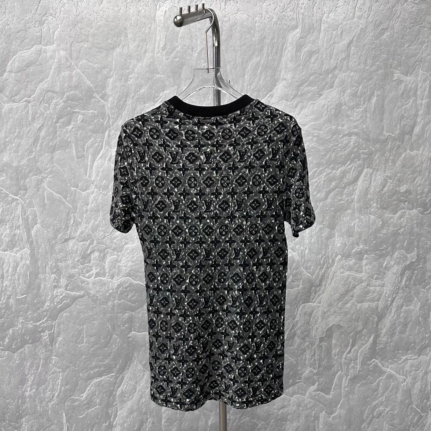 Louis Vuitton louis vuitton short sleeve logo t-shirt Size L / US 10 / IT 46 - 4 Thumbnail
