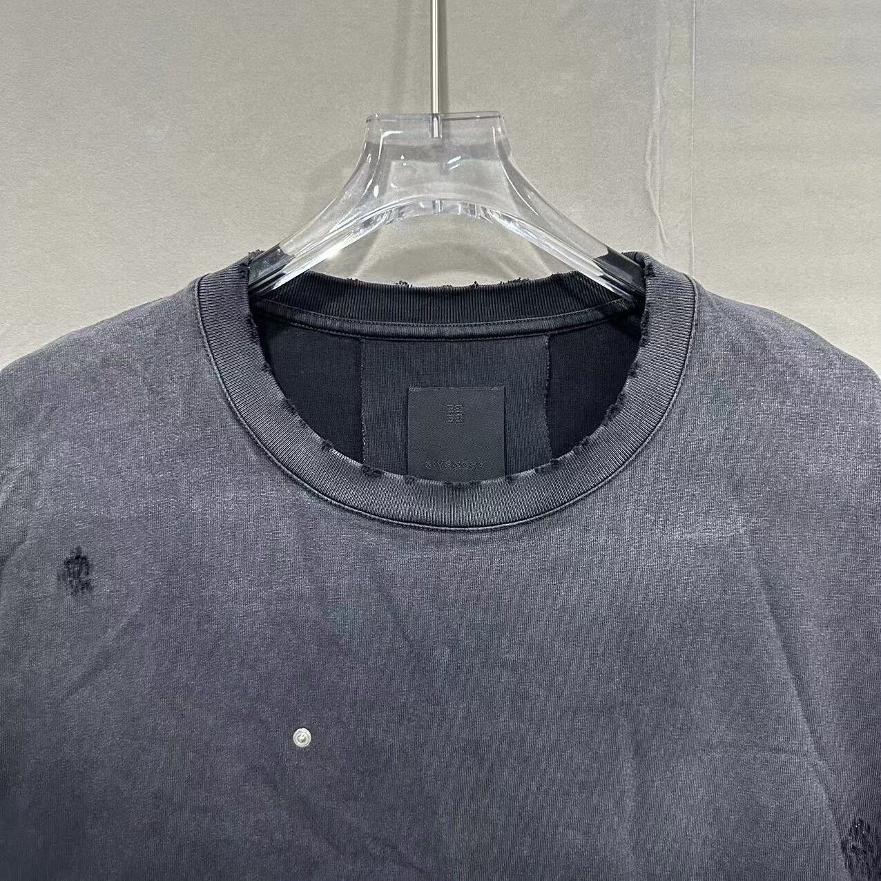 Givenchy Givenchy Gradient Distressed Short Sleeve Shirt Size US S / EU 44-46 / 1 - 2 Thumbnail
