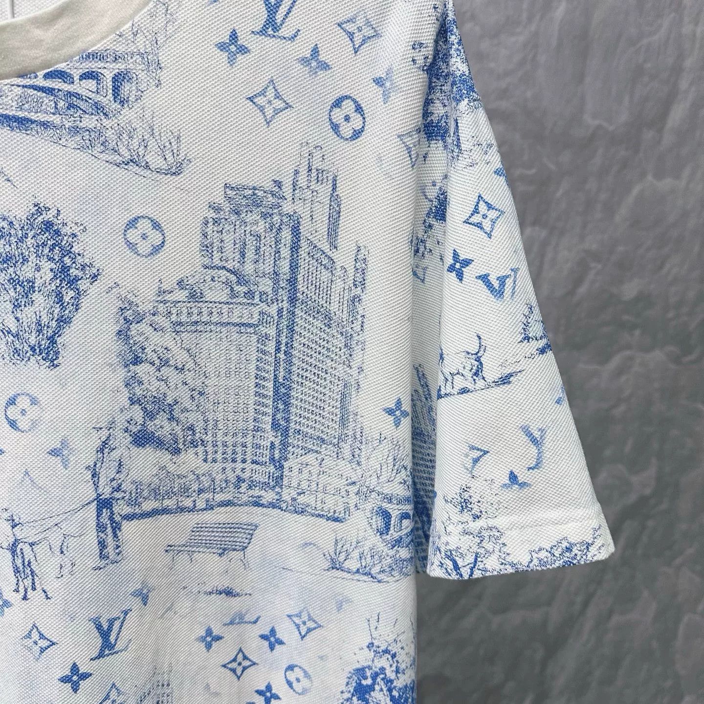 Louis Vuitton louis vuitton cityscape print short sleeve t-shirt Size US XXL / EU 58 / 5 - 3 Thumbnail