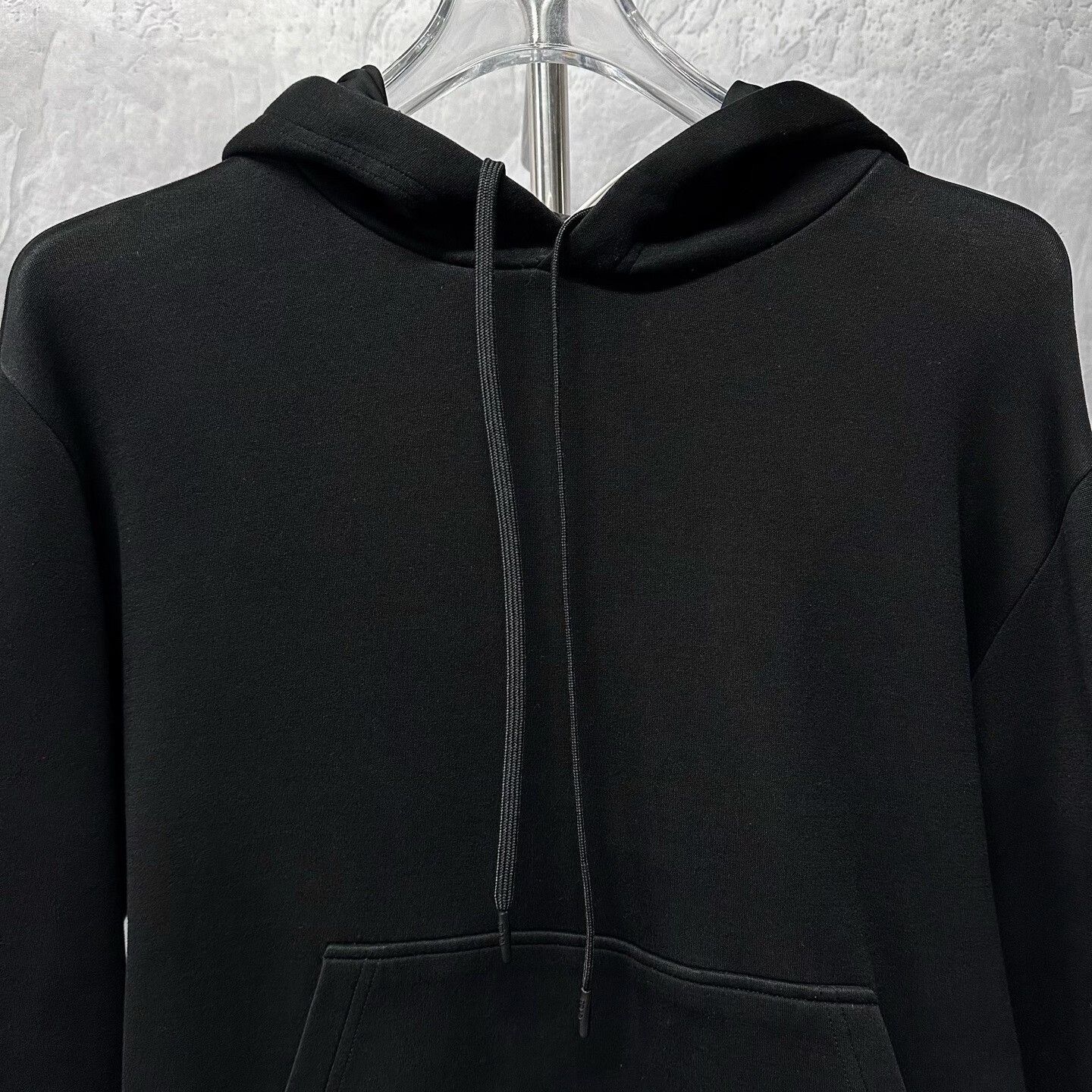 Prada prada black hooded sweatshirt with triangle logo Size XS / US 0-2 / IT 36-38 - 2 Thumbnail