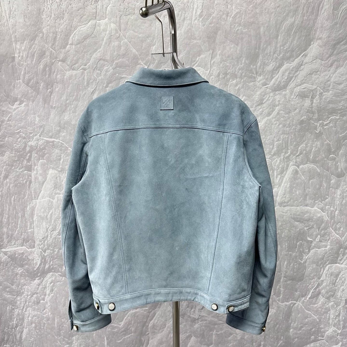 Louis Vuitton louis vuitton suede pocketed jacket in gray Size US L / EU 52-54 / 3 - 4 Thumbnail