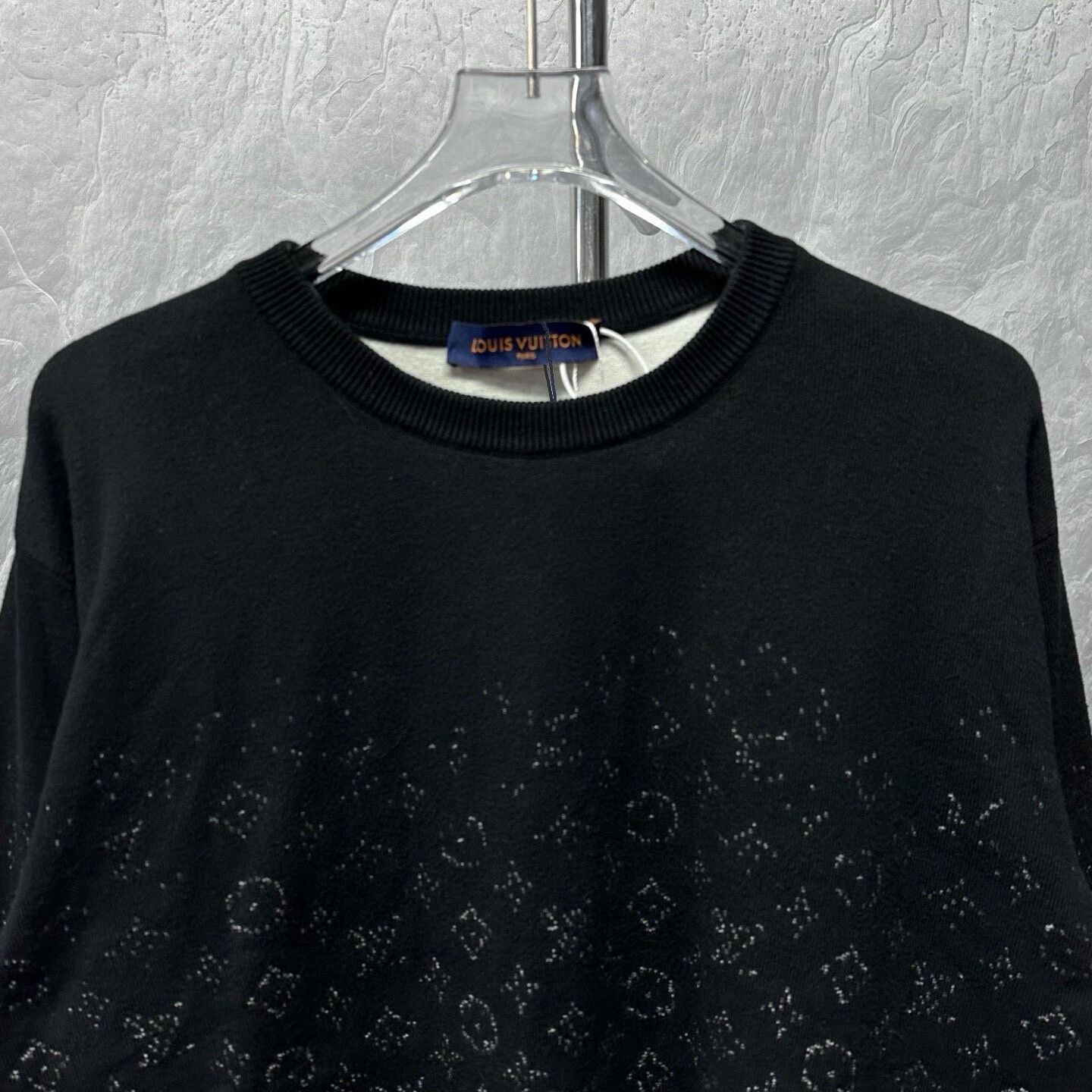 Louis Vuitton louis vuitton gradient knit sweater size S Size S / US 4 / IT 40 - 2 Thumbnail