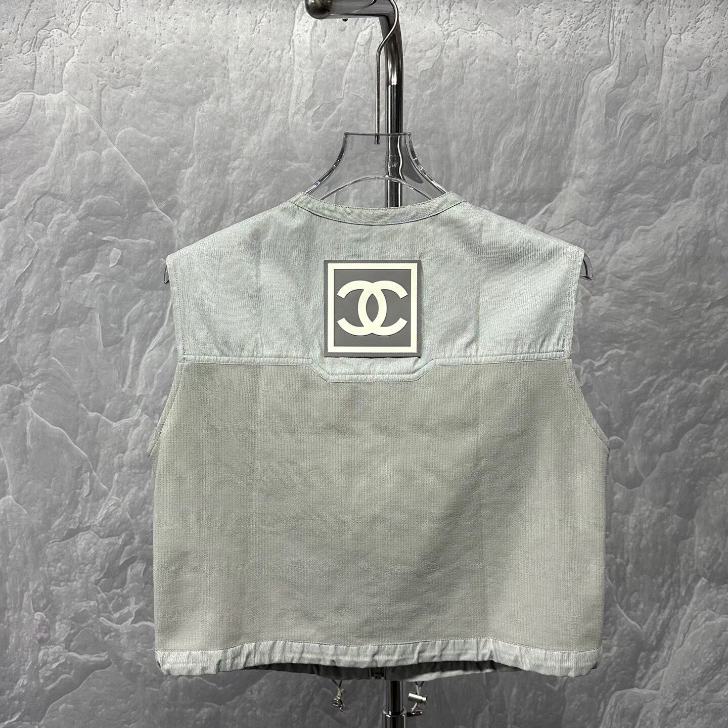 Chanel Chanel Zip Logo Sleeveless Vest Size 38 Size M / US 6-8 / IT 42-44 - 4 Thumbnail