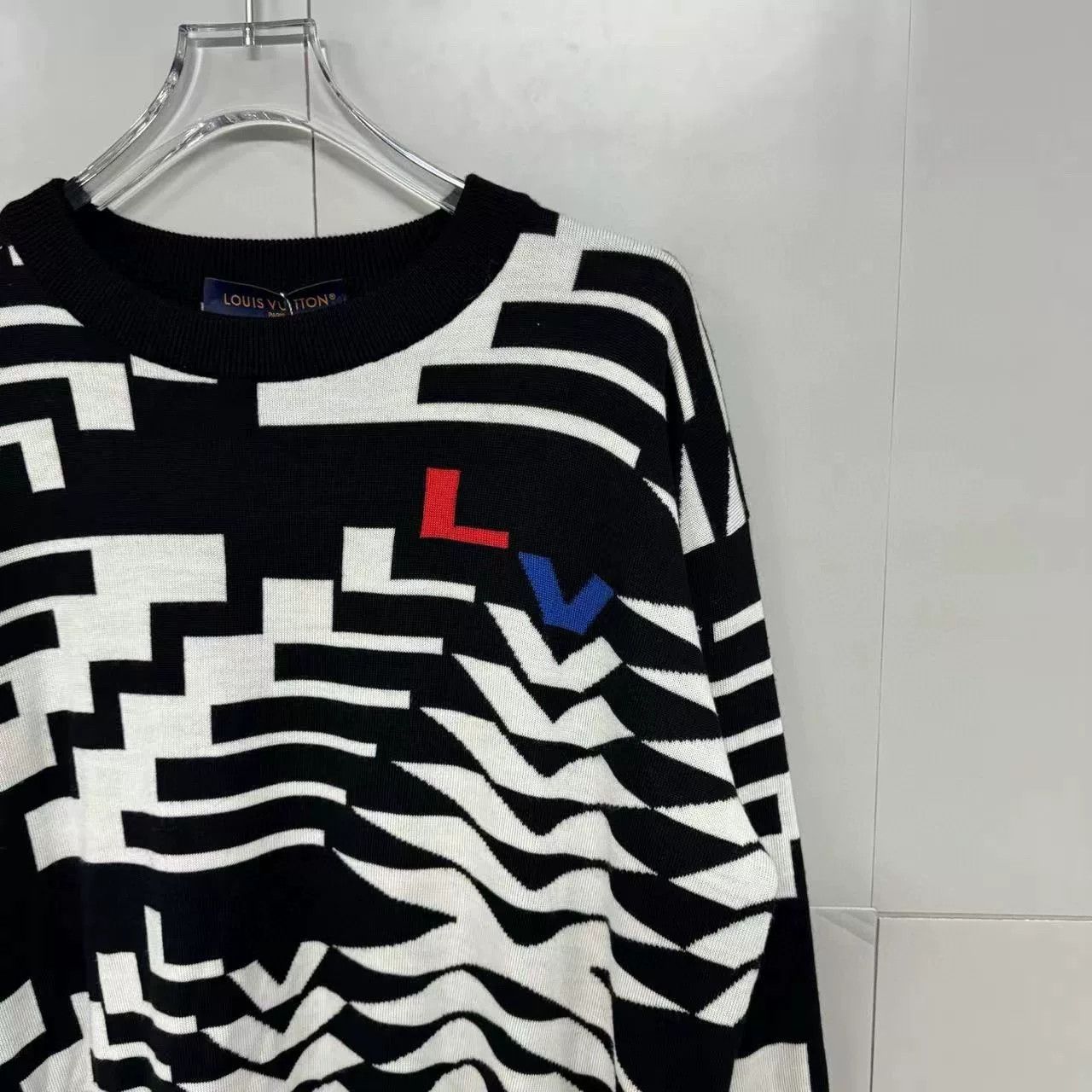 Louis Vuitton louis vuitton winter collection knit sweater Size US XXL / EU 58 / 5 - 3 Thumbnail