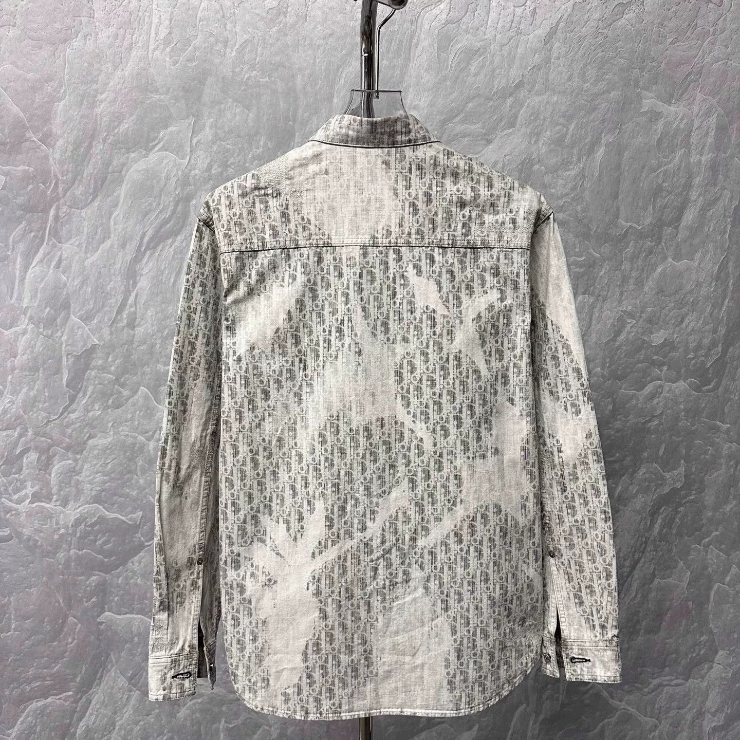 Dior Dior Distressed Denim Shirt Jacket for Women Size US M / EU 48-50 / 2 - 4 Thumbnail