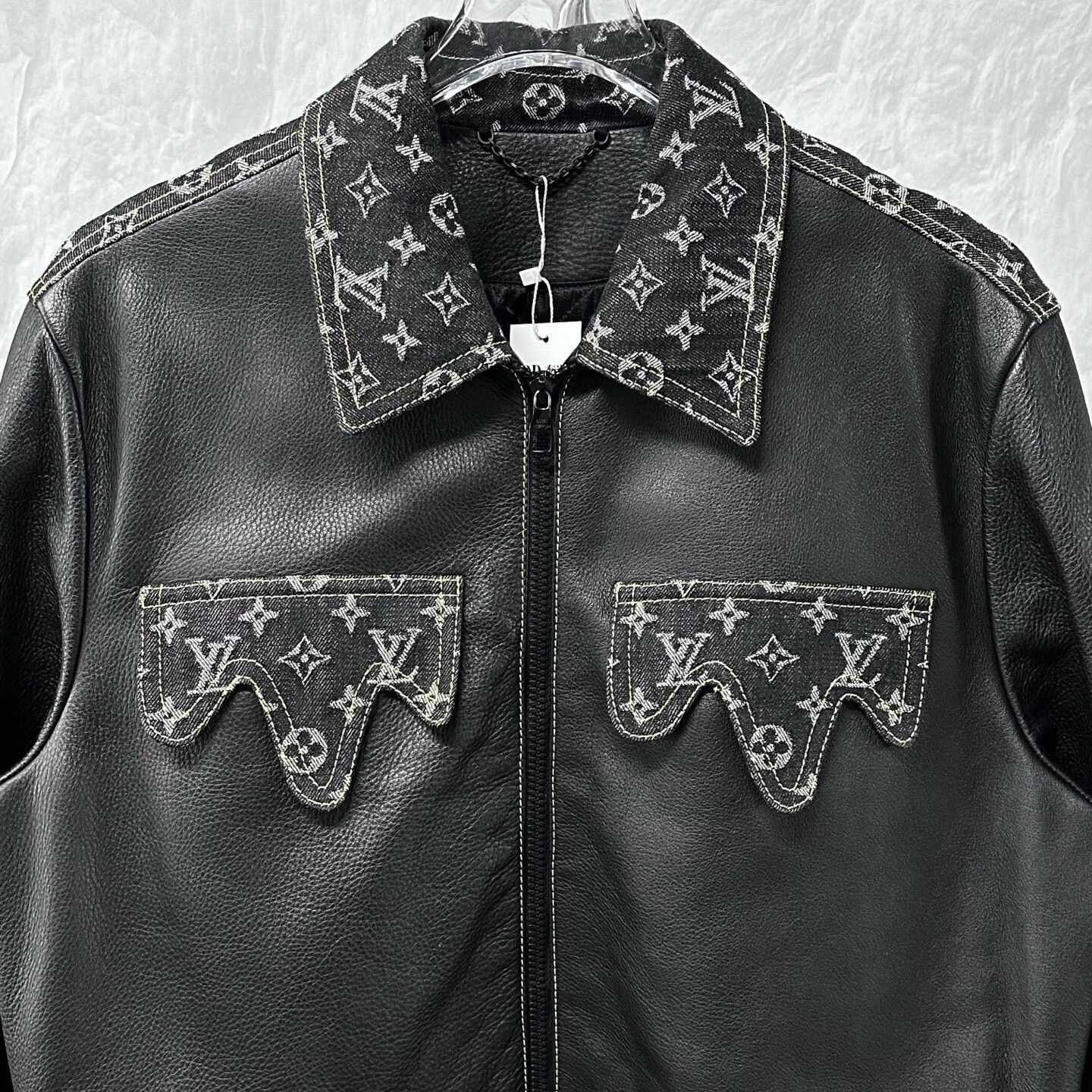 Louis Vuitton louis vuitton nigo leather jacket black Size US L / EU 52-54 / 3 - 2 Thumbnail