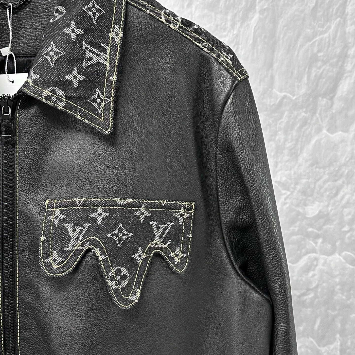 Louis Vuitton louis vuitton nigo leather jacket black Size US L / EU 52-54 / 3 - 3 Thumbnail