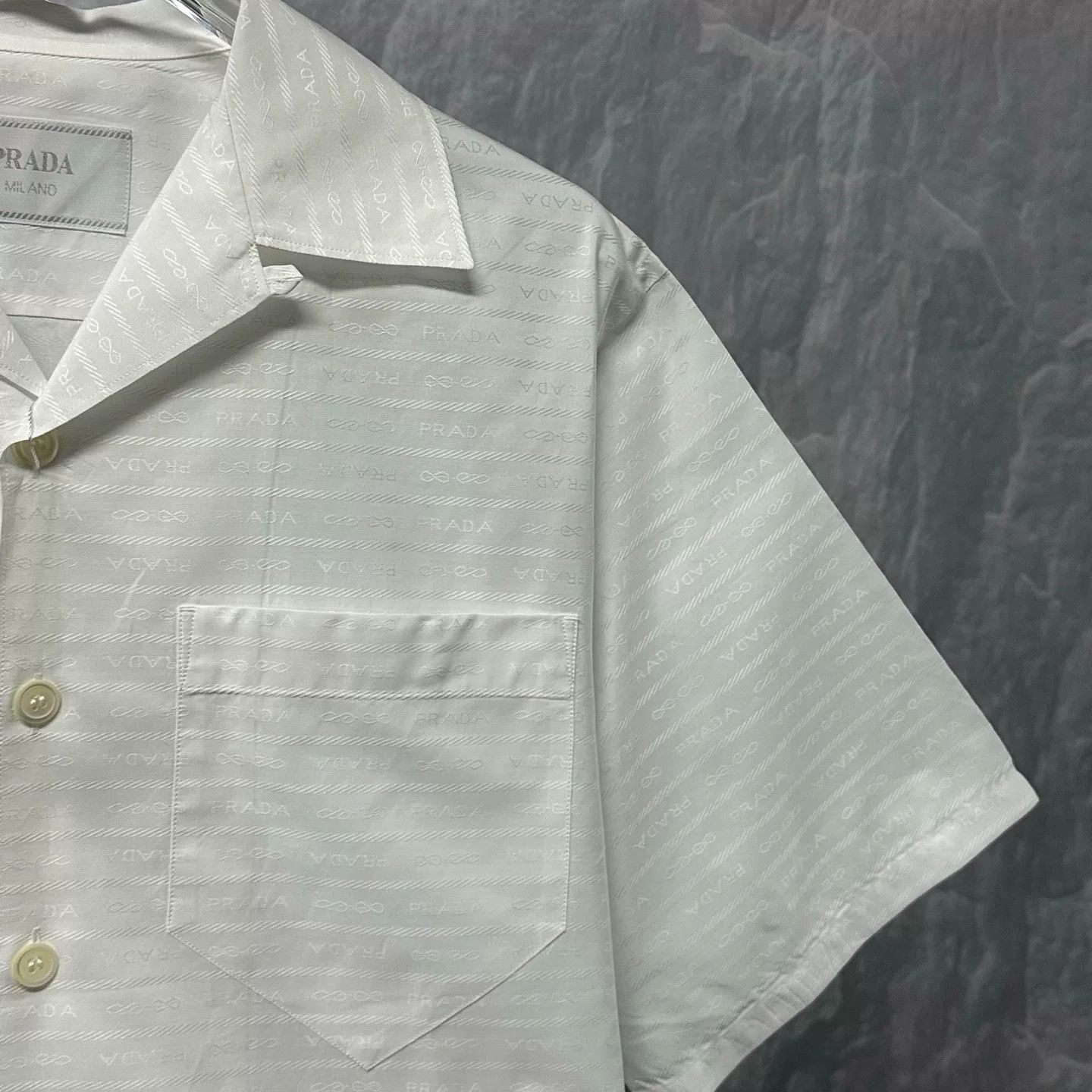 Prada prada short sleeve pocket printed shirt Size US M / EU 48-50 / 2 - 3 Thumbnail