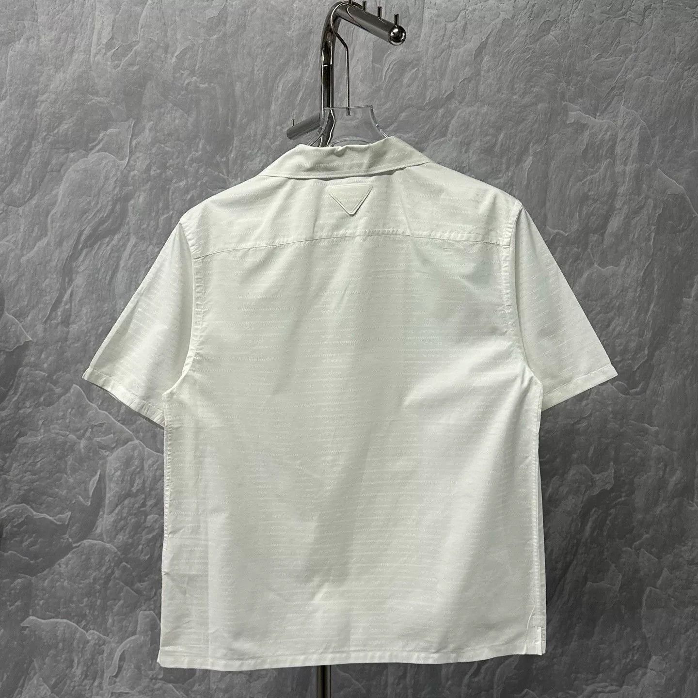 Prada prada short sleeve pocket printed shirt Size US M / EU 48-50 / 2 - 4 Thumbnail