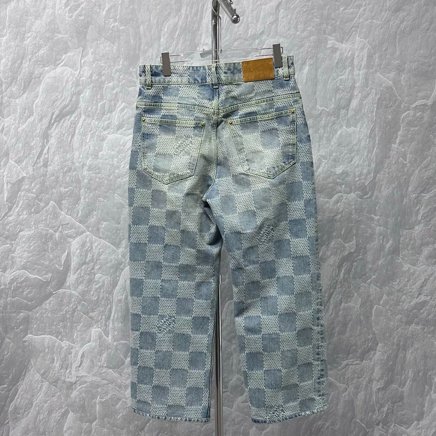 Louis Vuitton louis vuitton checkered denim pants size 30 Size US 30 / EU 46 - 4 Thumbnail