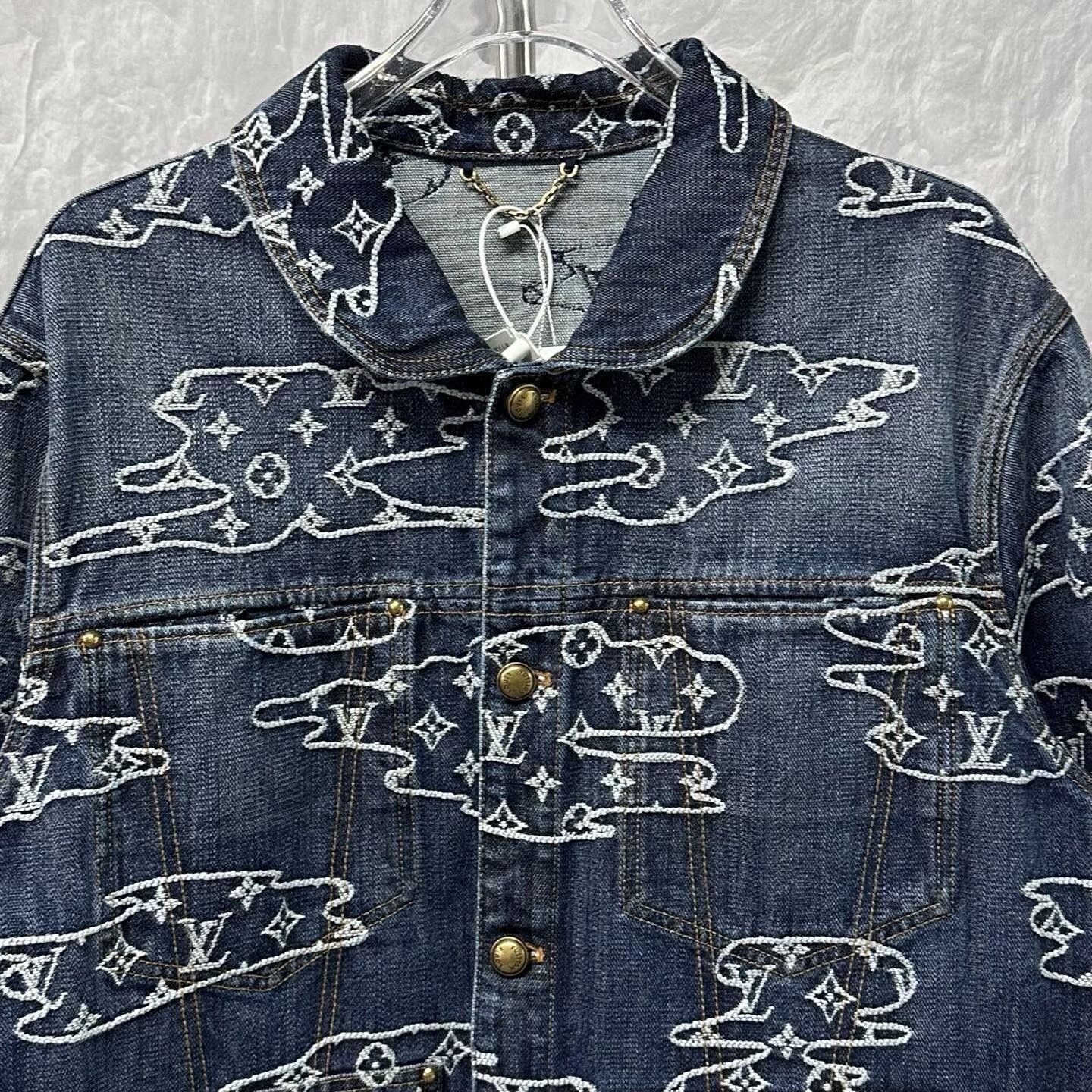 Louis Vuitton louis vuitton cloud embroidered denim jacket Size US L / EU 52-54 / 3 - 2 Thumbnail