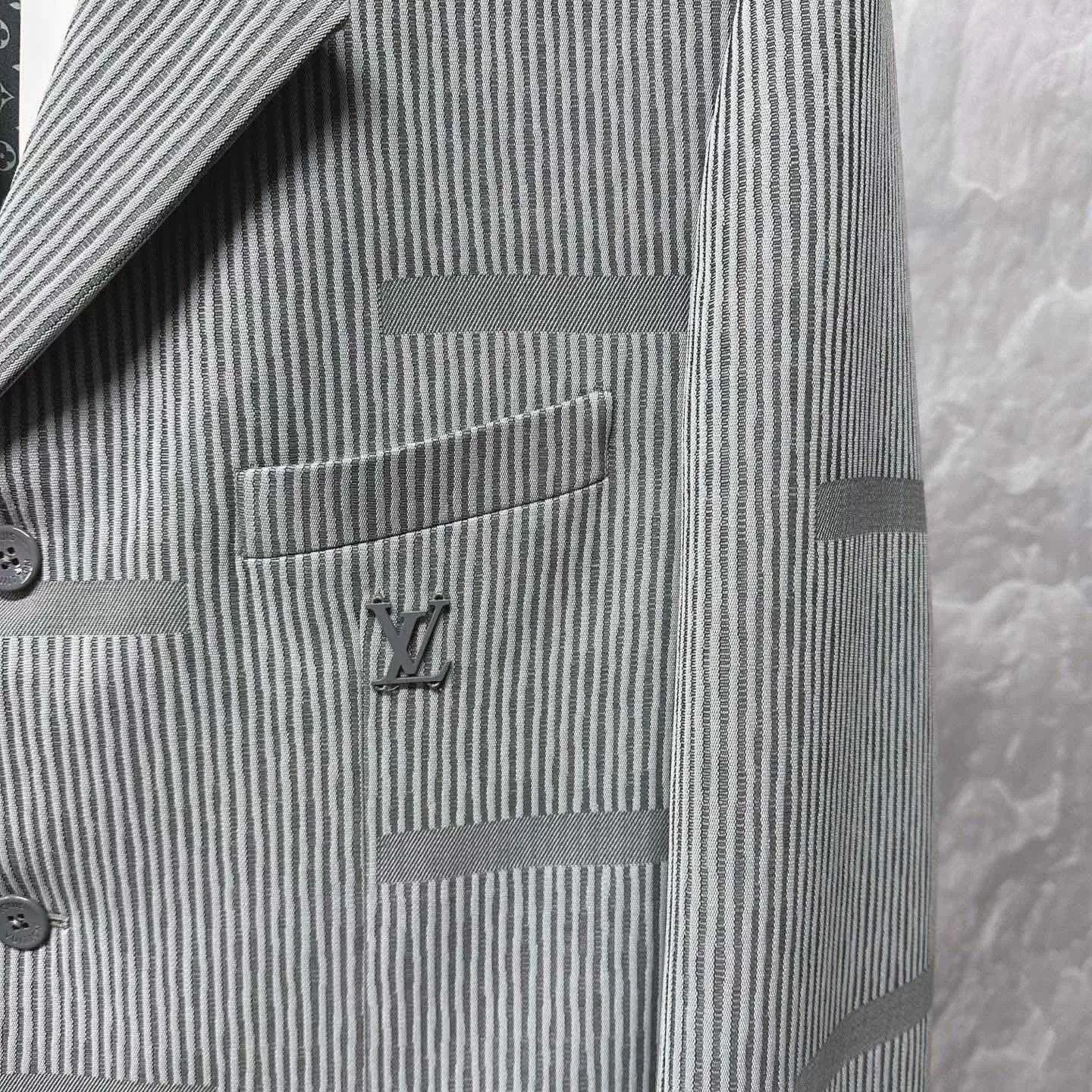 Louis Vuitton louis vuitton striped wool suit jacket Size US L / EU 52-54 / 3 - 3 Thumbnail