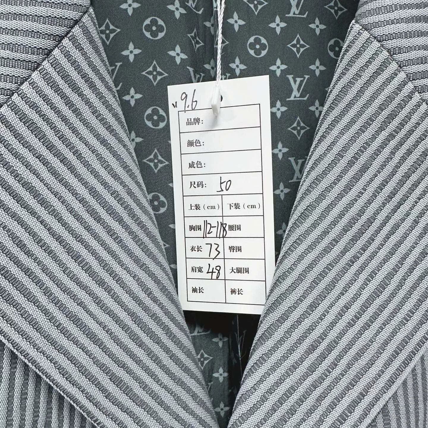 Louis Vuitton louis vuitton striped wool suit jacket Size US L / EU 52-54 / 3 - 5 Thumbnail