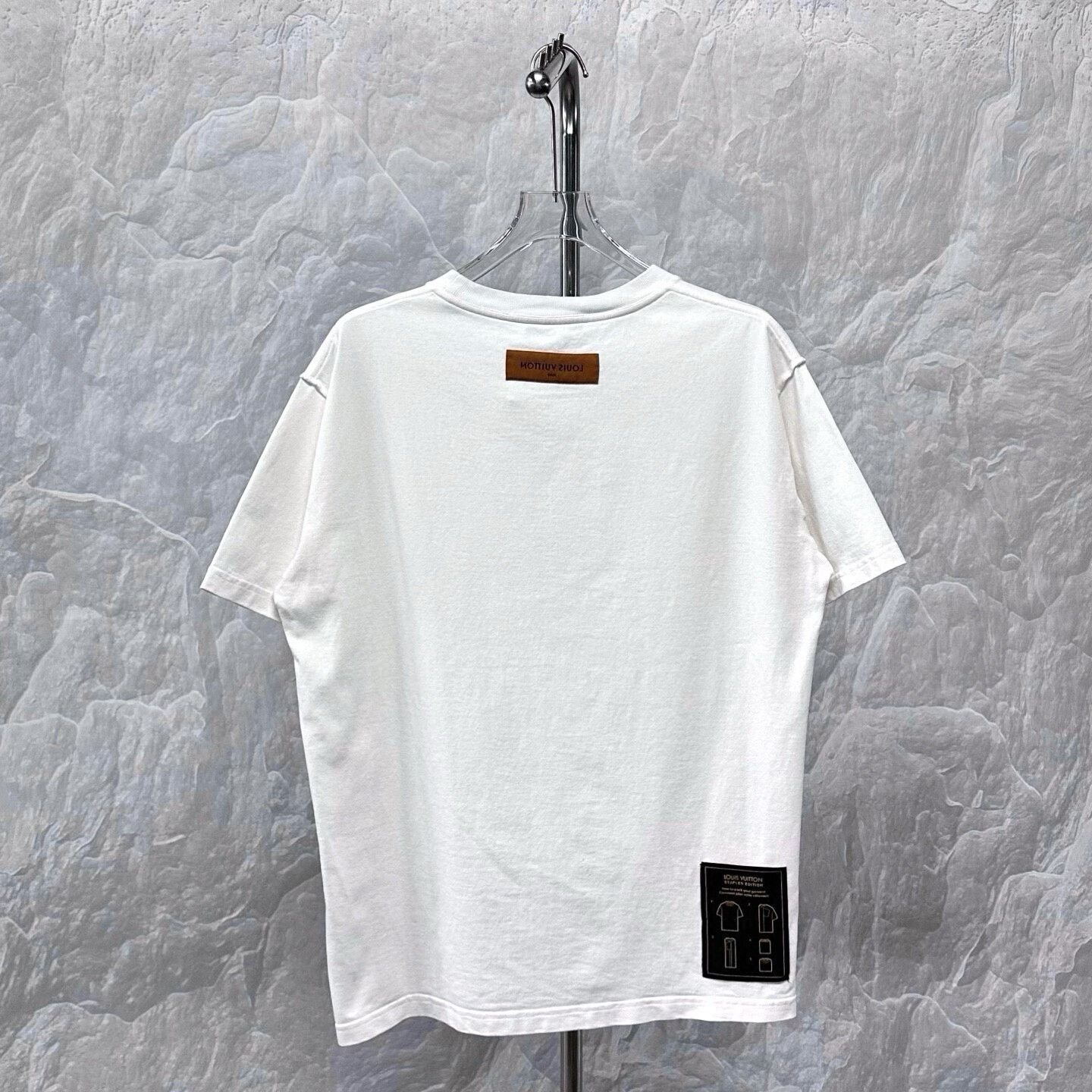 Louis Vuitton louis vuitton short sleeve t-shirt in white Size US M / EU 48-50 / 2 - 4 Thumbnail