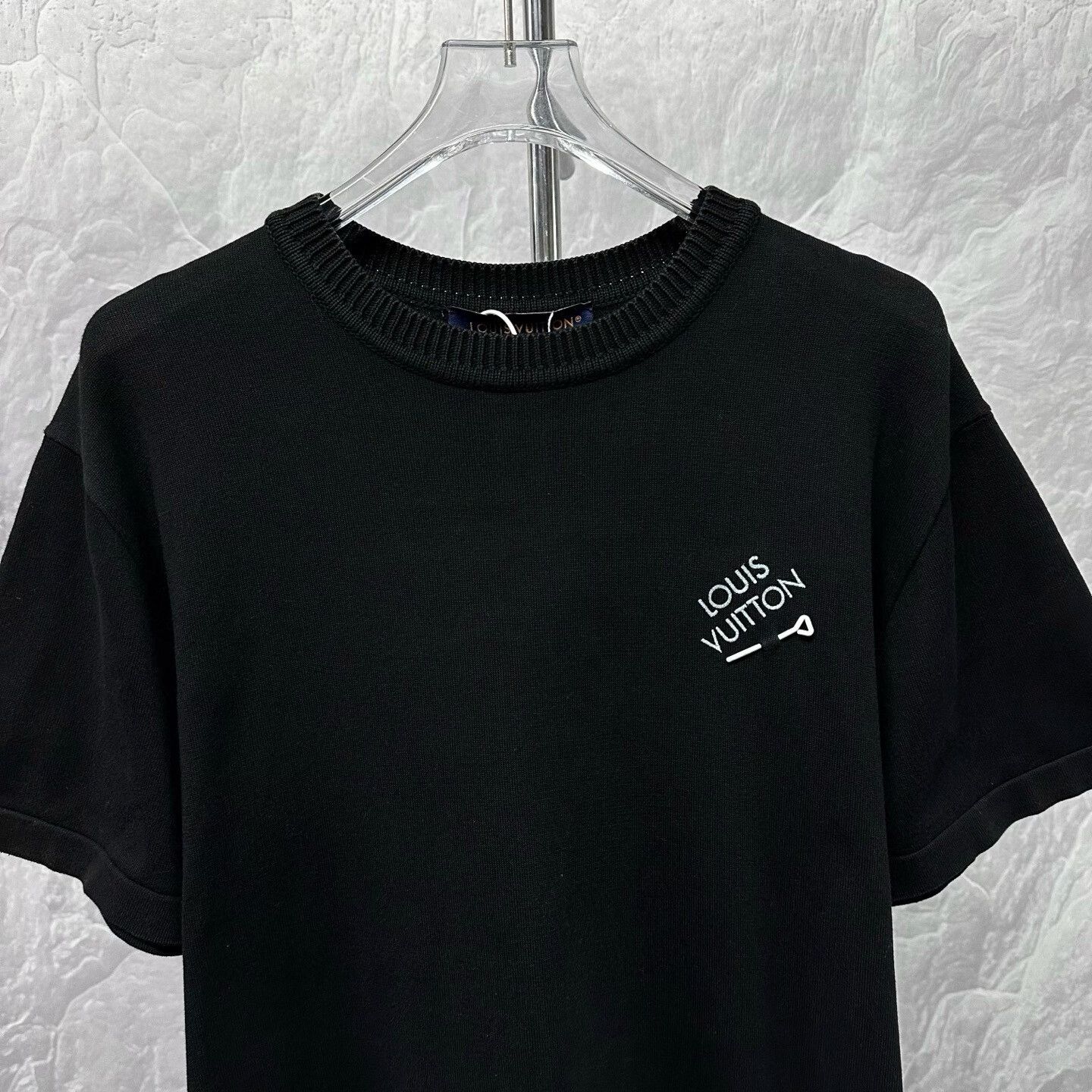 Louis Vuitton black louis vuitton short sleeve knit shirt Size US M / EU 48-50 / 2 - 2 Thumbnail