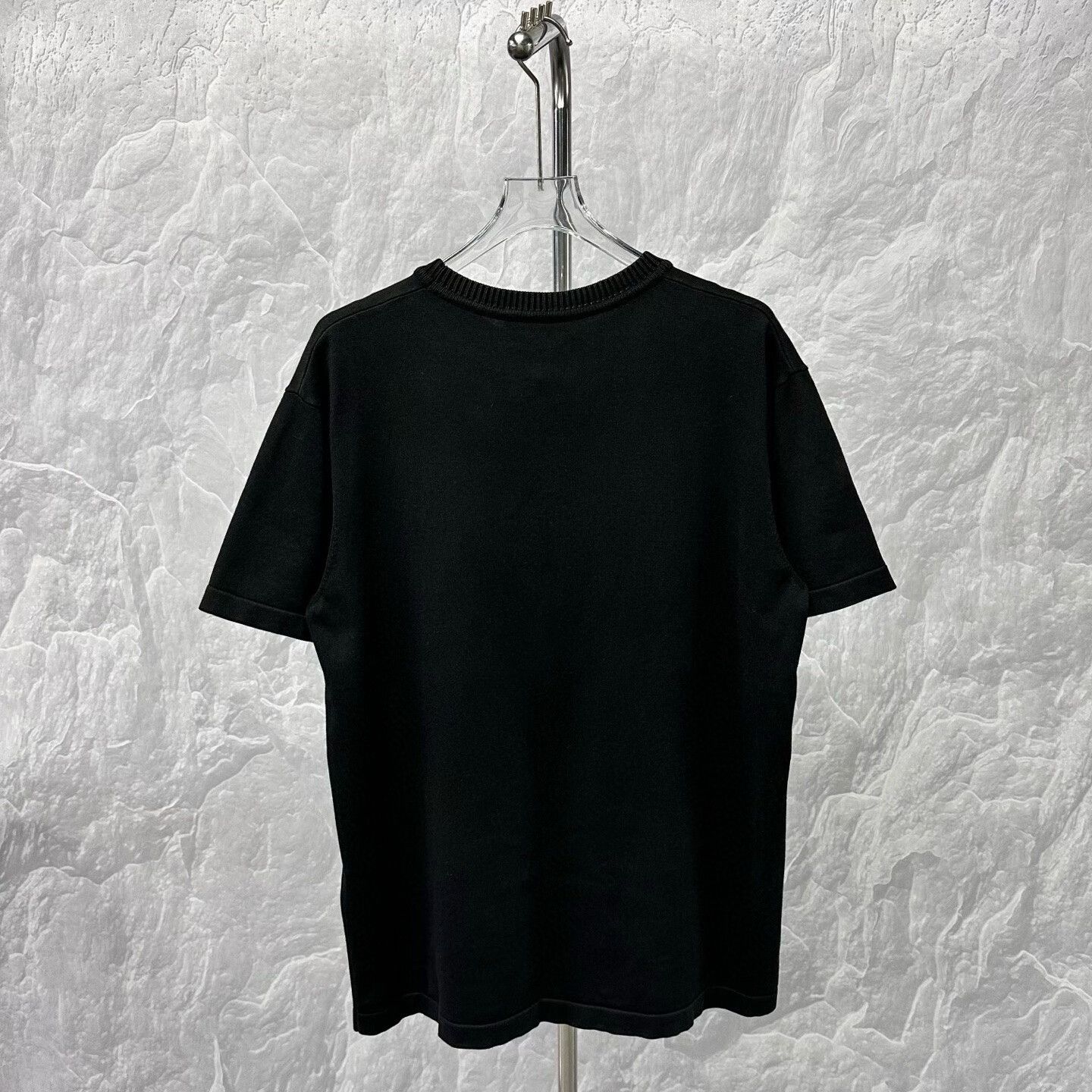 Louis Vuitton black louis vuitton short sleeve knit shirt Size US M / EU 48-50 / 2 - 4 Thumbnail
