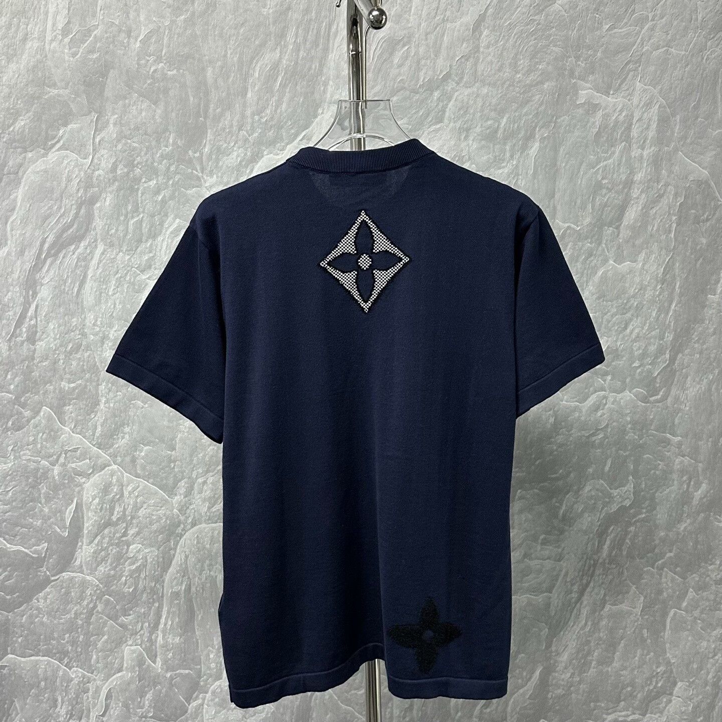 Louis Vuitton louis vuitton ss26 ski logo knit t-shirt Size US S / EU 44-46 / 1 - 4 Thumbnail