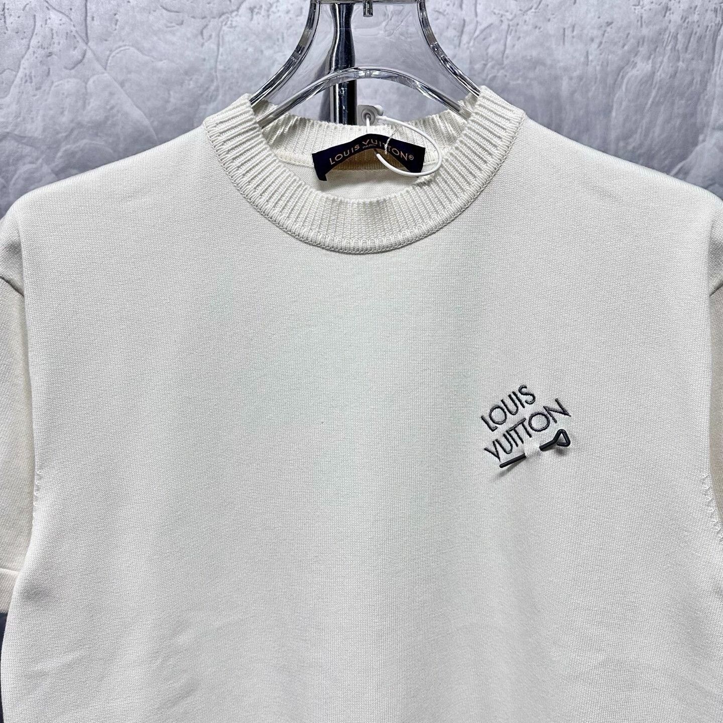 Louis Vuitton louis vuitton ss24 embroidered knit t-shirt Size US XXL / EU 58 / 5 - 2 Thumbnail