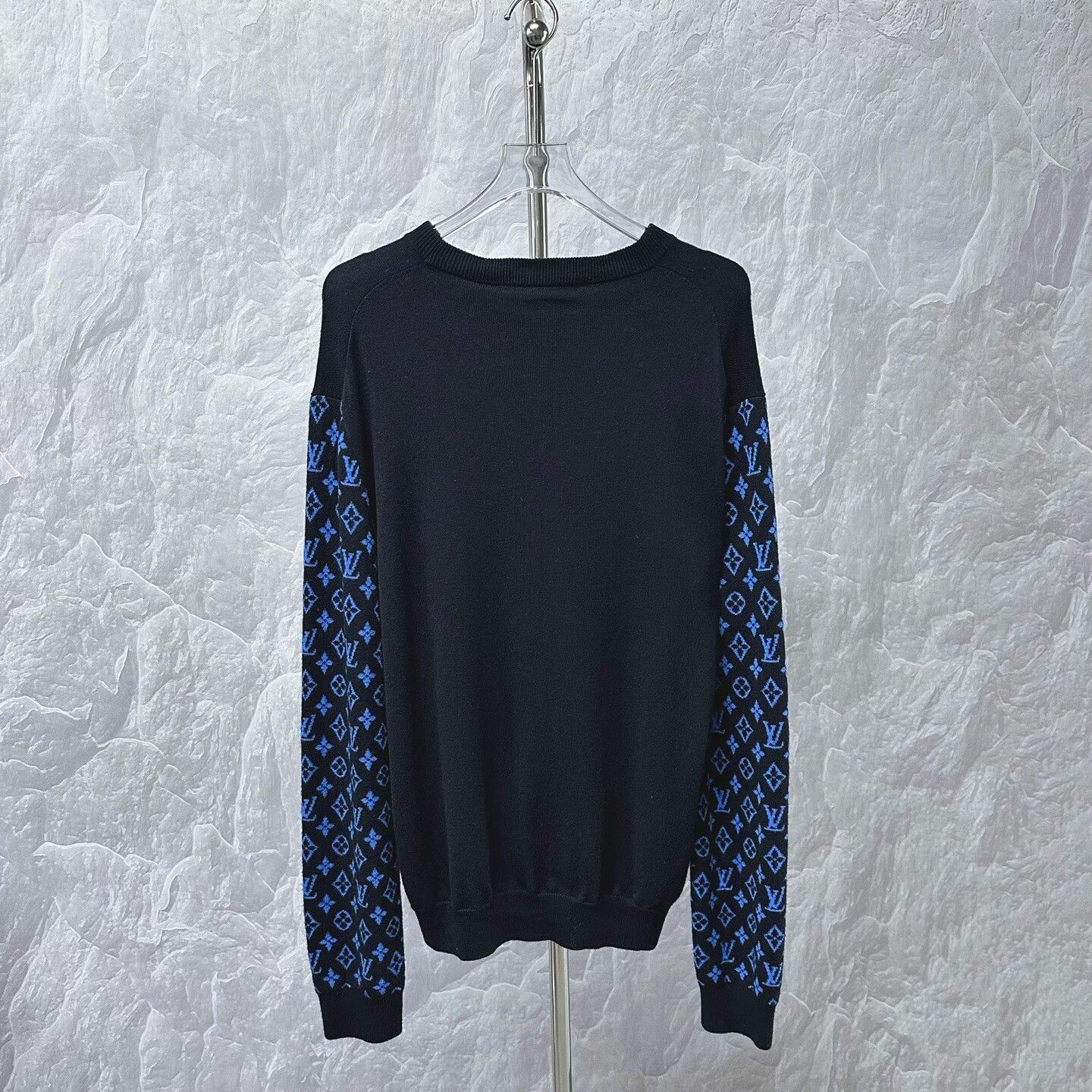 Louis Vuitton louis vuitton monogram sleeve sweater Size L / US 10 / IT 46 - 4 Thumbnail