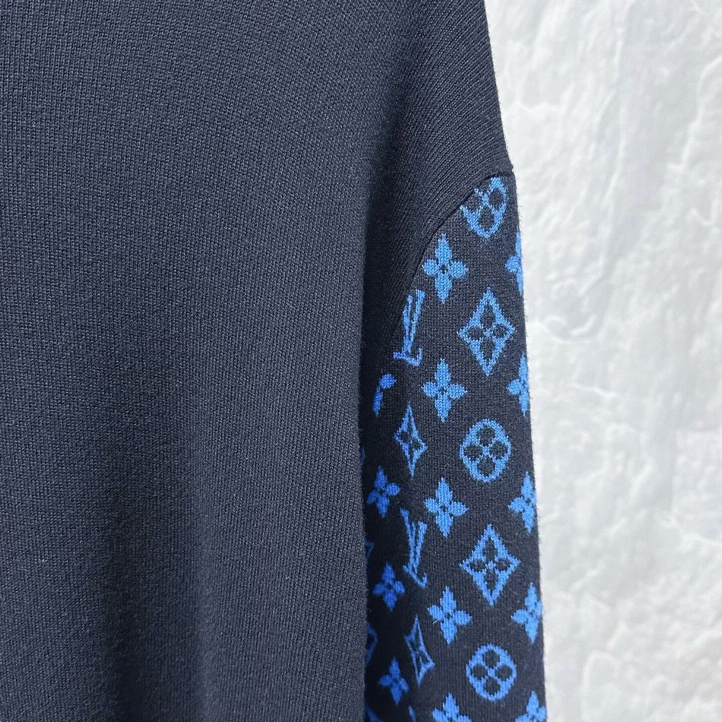 Louis Vuitton louis vuitton monogram sleeve sweater Size L / US 10 / IT 46 - 3 Thumbnail