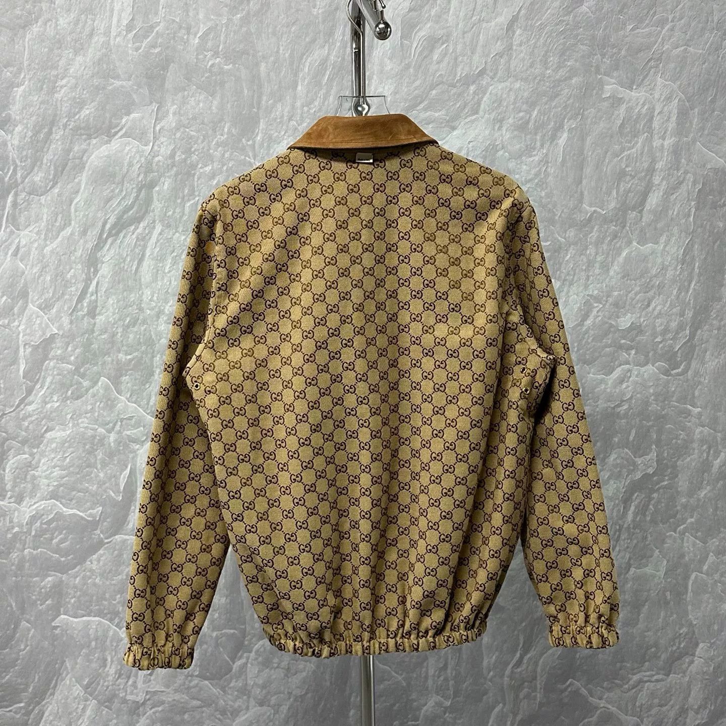Gucci reversible suede collar printed jacket Size US M / EU 48-50 / 2 - 2 Thumbnail