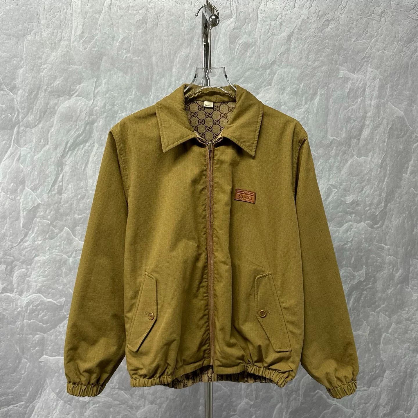 Gucci reversible suede collar printed jacket Size US M / EU 48-50 / 2 - 3 Thumbnail