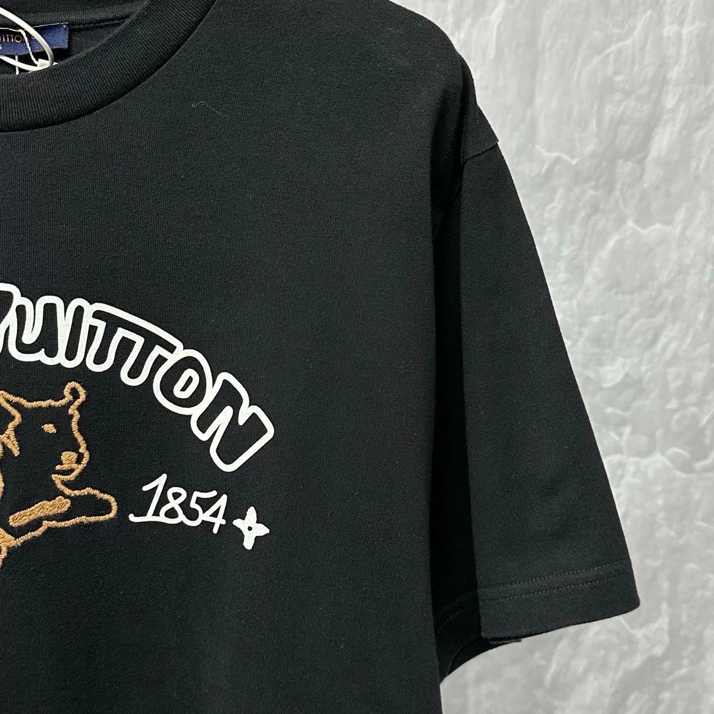 Louis Vuitton louis vuitton fw24 tyler embroidered t-shirt Size US XL / EU 56 / 4 - 3 Thumbnail