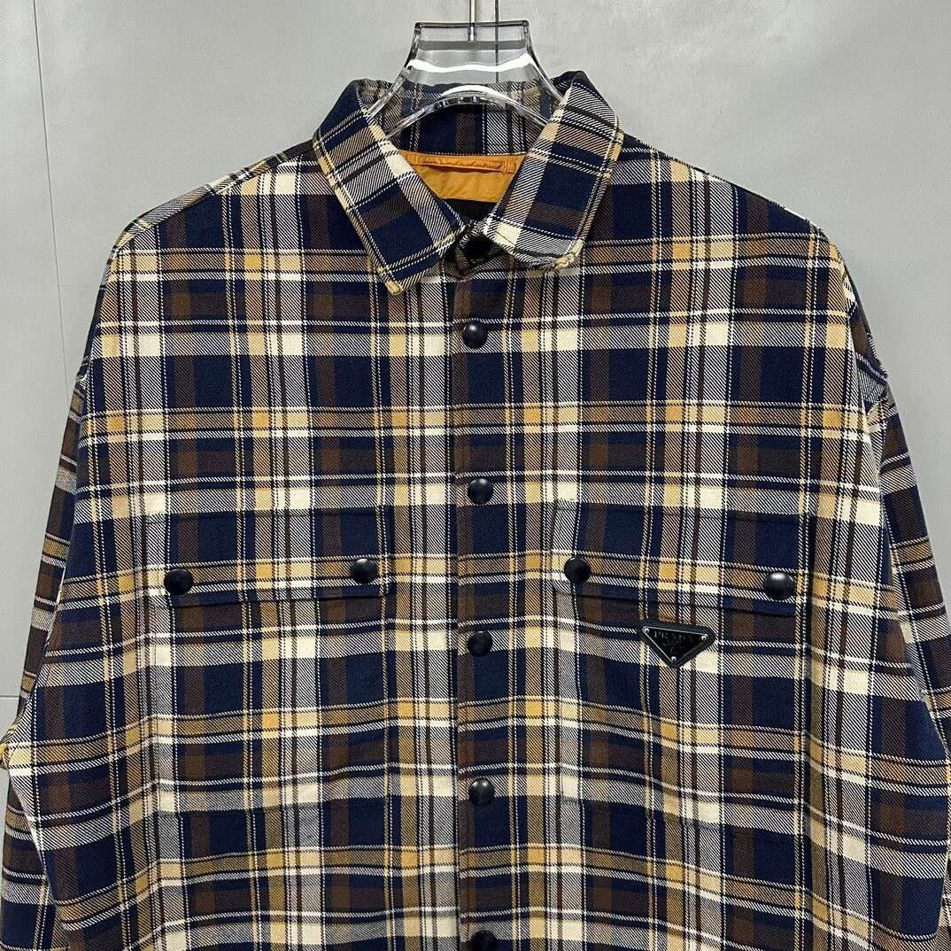 Prada prada plaid jacket with triangle logo Size S / US 4 / IT 40 - 2 Thumbnail