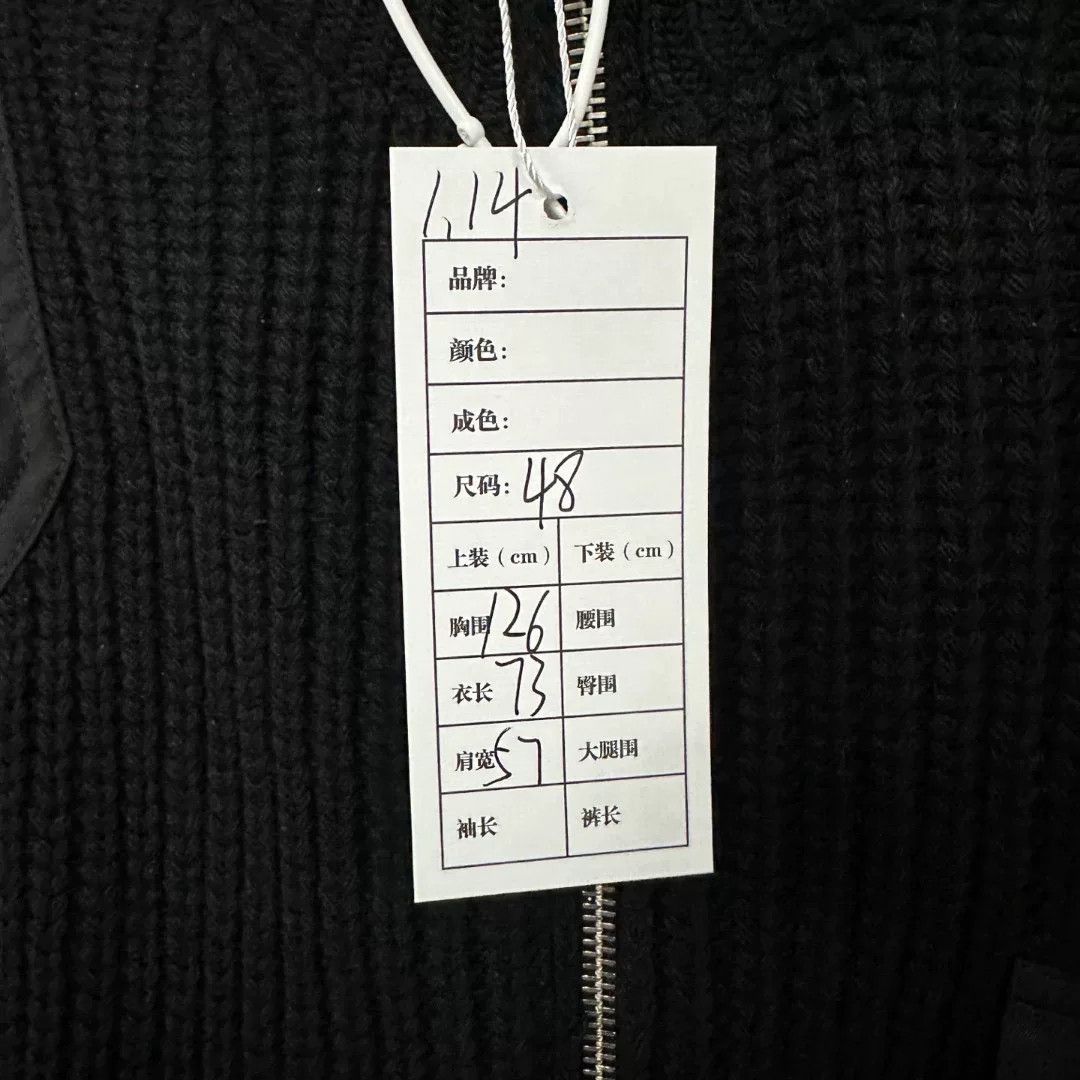Prada prada black knit jacket with triangle logo Size US L / EU 52-54 / 3 - 5 Thumbnail
