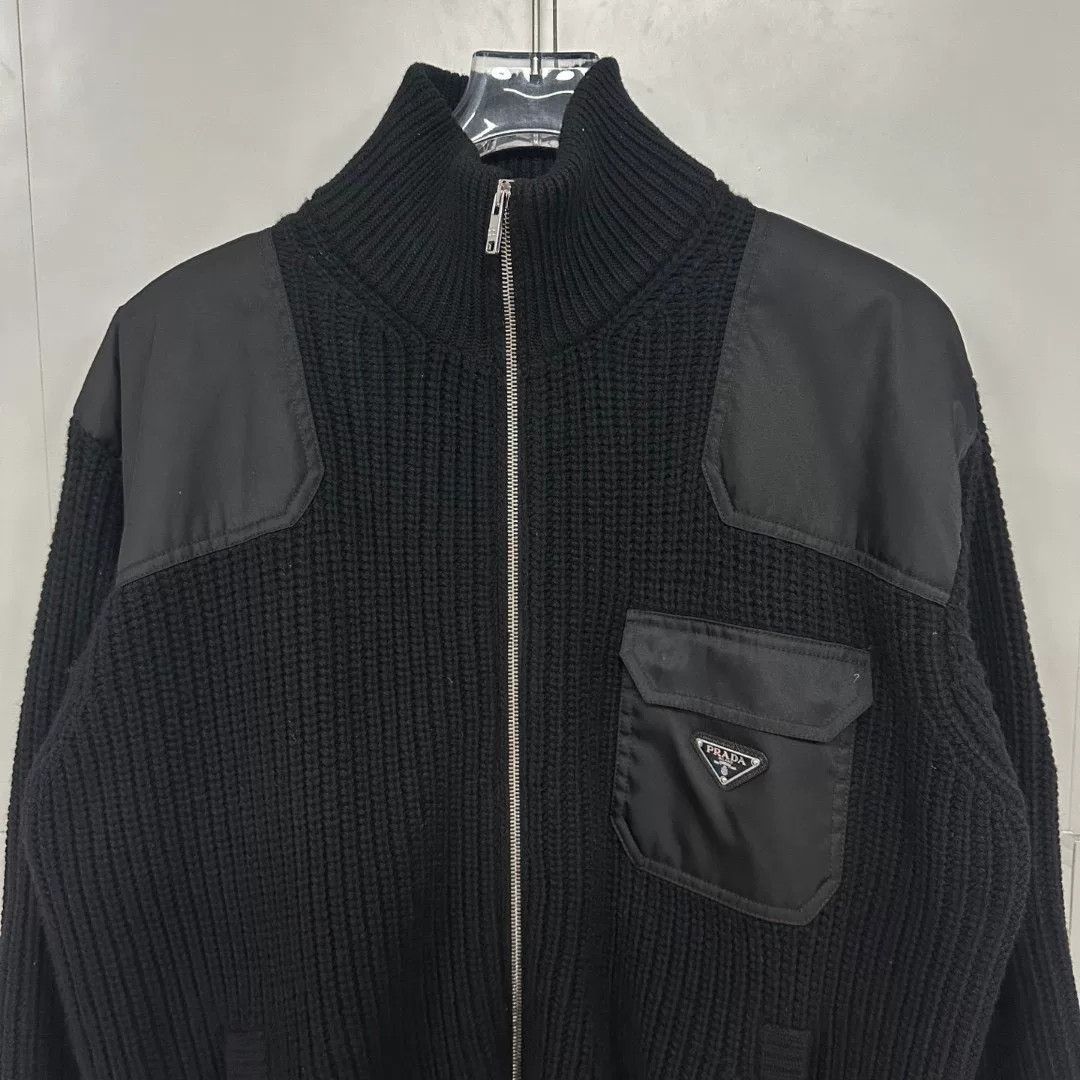 Prada prada black knit jacket with triangle logo Size US L / EU 52-54 / 3 - 2 Thumbnail