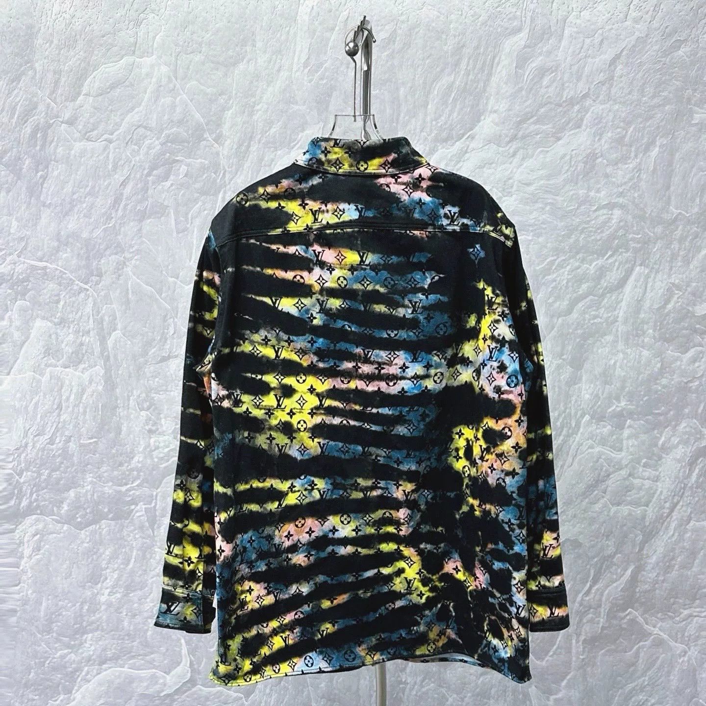 Louis Vuitton louis vuitton colorful printed jacket Size XS / US 0-2 / IT 36-38 - 4 Thumbnail