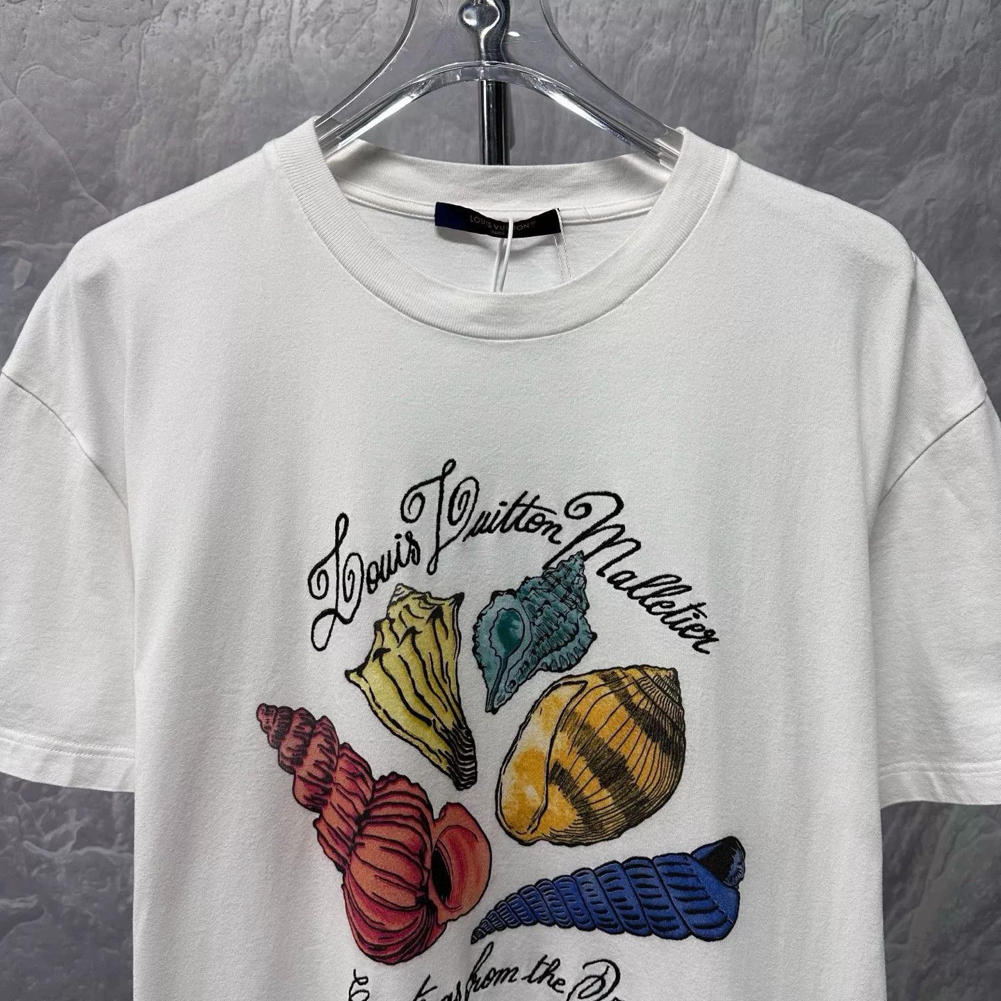 Louis Vuitton louis vuitton fw24 shell embroidery t-shirt Size L / US 10 / IT 46 - 2 Thumbnail