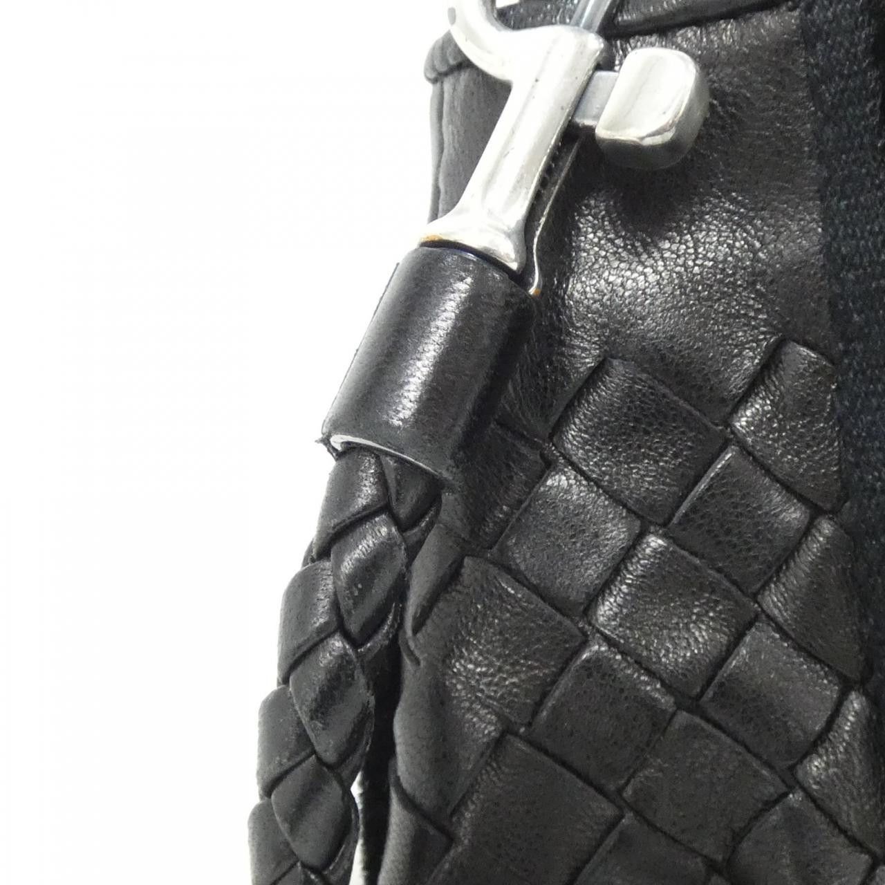 Bottega Veneta Bottega Veneta Bottega Veneta Leather Shoulder Bag Leather Shoulder Bag 120773 V001P DUTY FREE for USA Size ONE SIZE - 7 Thumbnail
