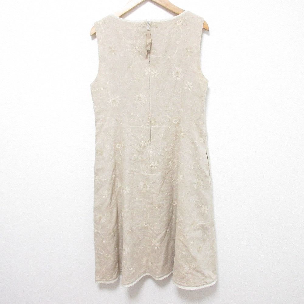 Other Other FOXEY Bloom Embroidery Dress Textile Dresses 41264 DUTY FREE for USA Size ONE SIZE - 2 Thumbnail