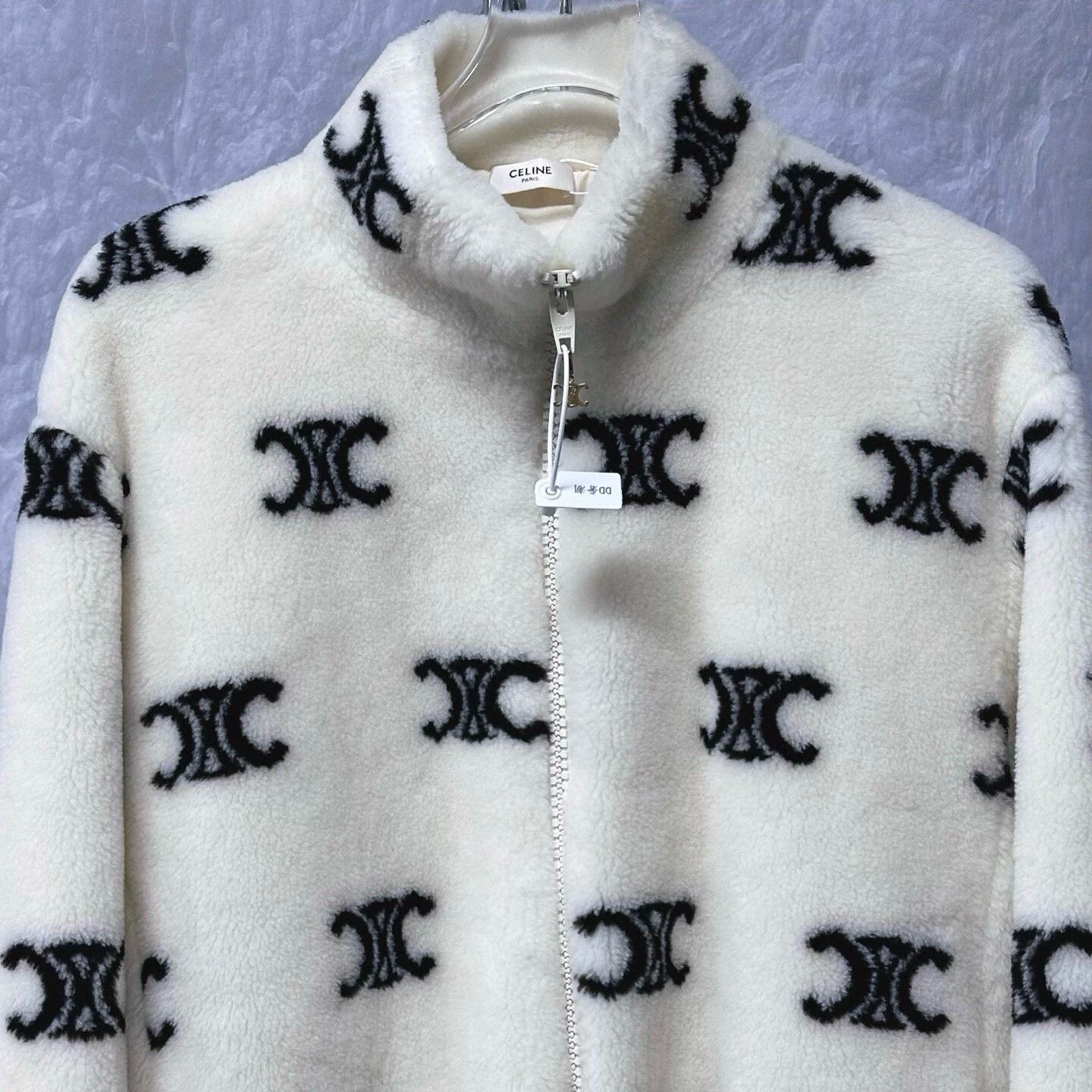 Celine celine printed teddy coat in size small Size S / US 4 / IT 40 - 2 Thumbnail