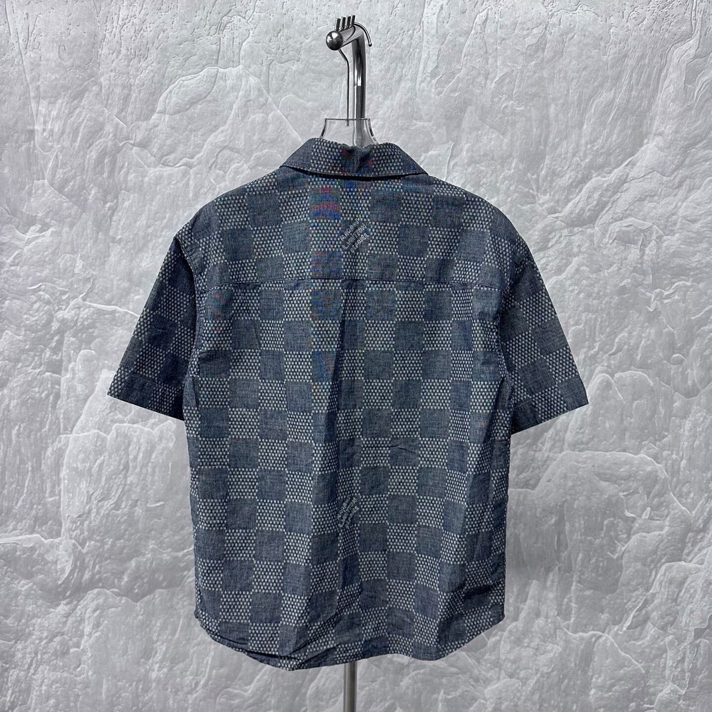 Louis Vuitton Louis Vuitton LV Checkerboard Short Sleeve Shirt Size US M / EU 48-50 / 2 - 4 Thumbnail