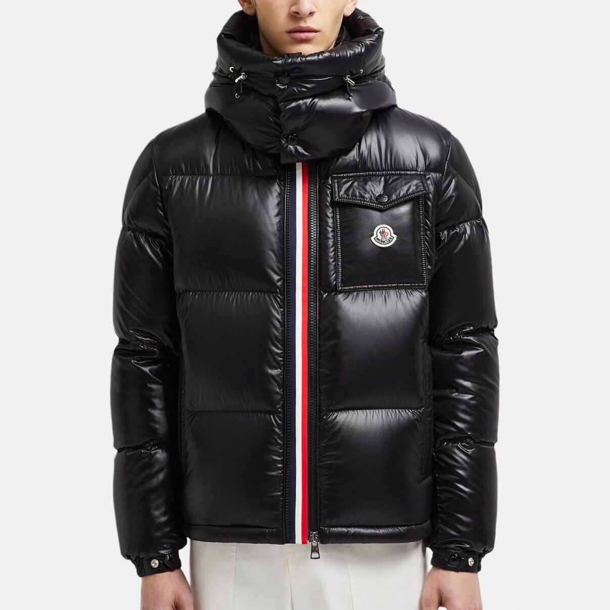 Moncler moncler montbeliard puffer jacket with hood Size US L / EU 52-54 / 3 - 8 Thumbnail