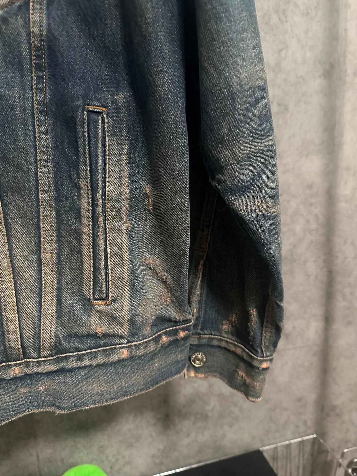 Balenciaga balenciaga embroidered blue denim jacket Size US M / EU 48-50 / 2 - 7 Thumbnail