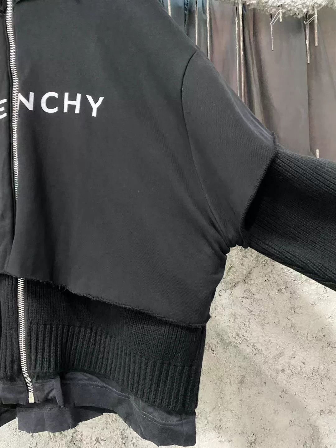 Givenchy givenchy black zip hoodie sweatshirt Size L / US 10 / IT 46 - 5 Thumbnail