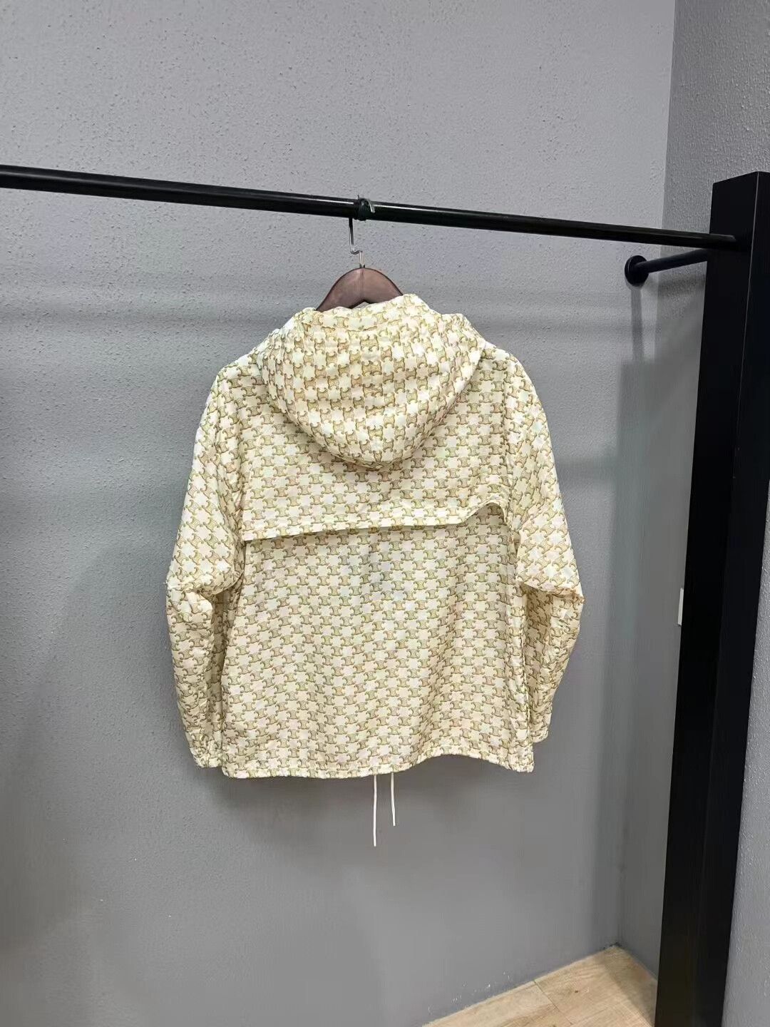 Celine Celine Printed Hooded Windbreaker Jacket Size M / US 6-8 / IT 42-44 - 2 Thumbnail