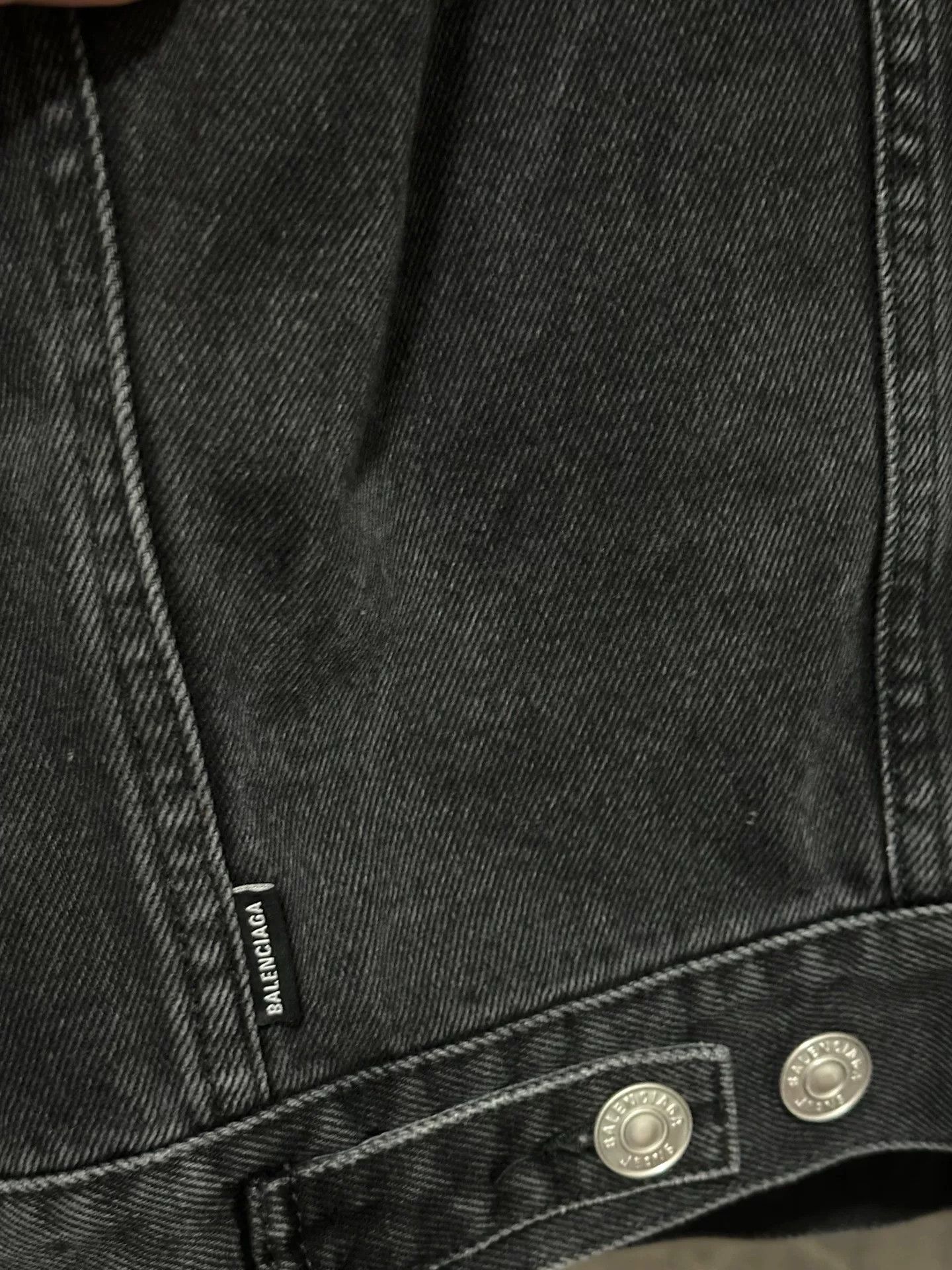 Balenciaga balenciaga embroidered logo black denim jacket Size US XXL / EU 58 / 5 - 6 Thumbnail