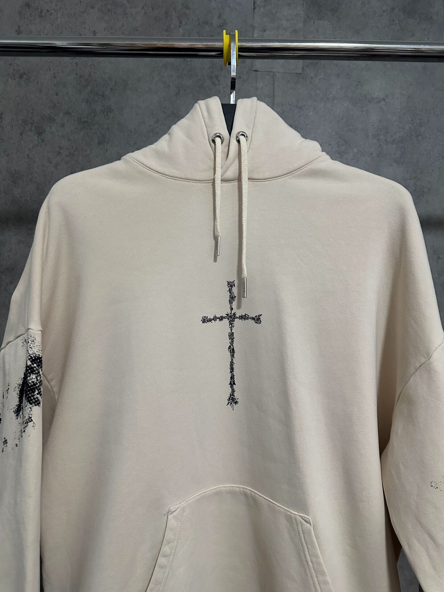 Givenchy Givenchy Classic Logo Long Sleeve Hoodie Size US L / EU 52-54 / 3 - 2 Thumbnail