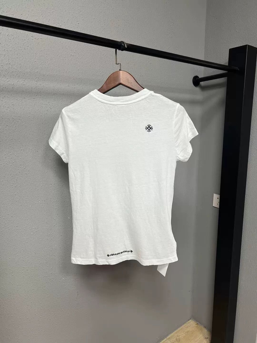 Chrome Hearts chrome hearts short sleeve sword t-shirt Size US L / EU 52-54 / 3 - 2 Thumbnail