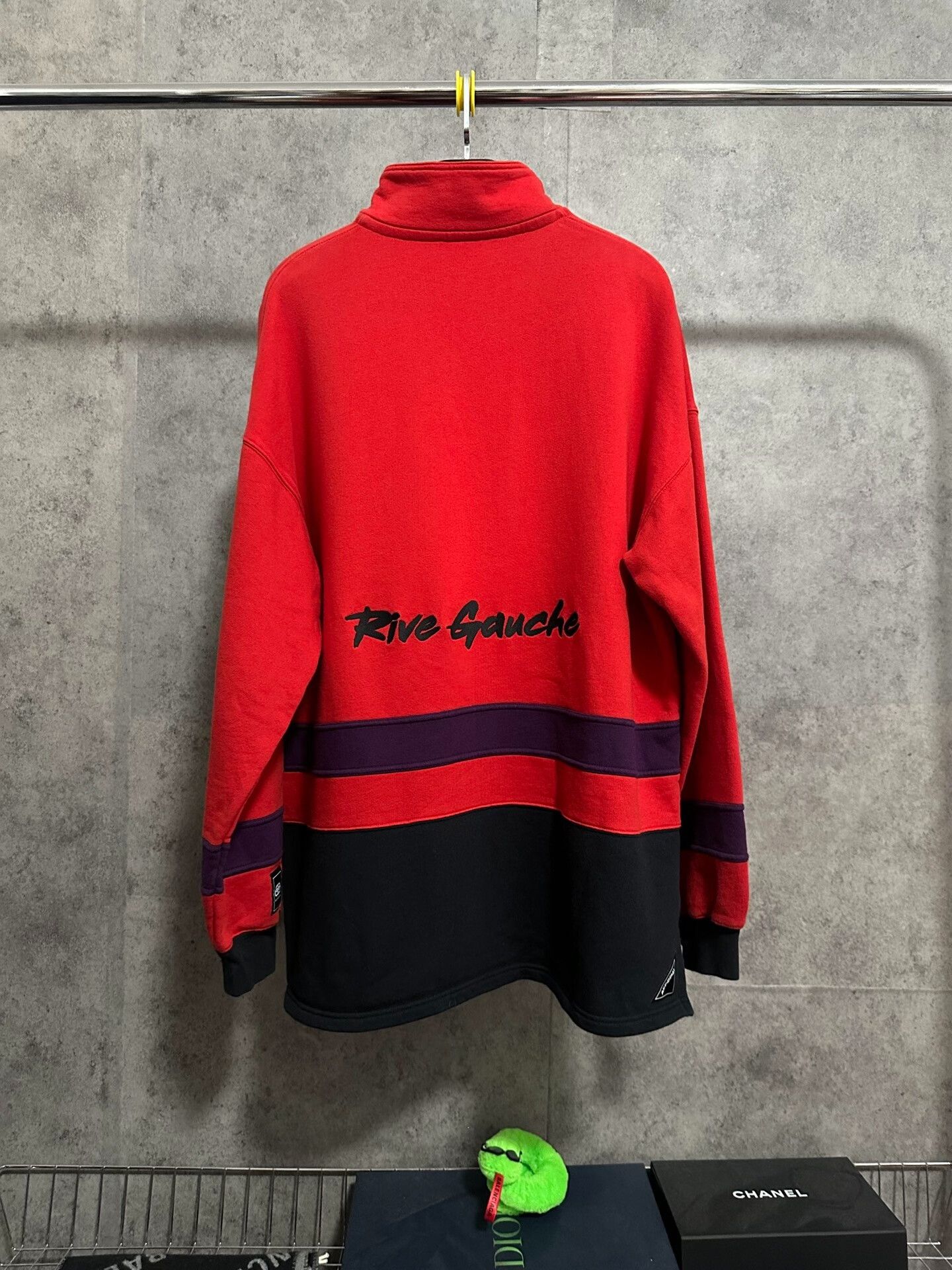 Balenciaga balenciaga red high-neck half-zip sweatshirt Size US M / EU 48-50 / 2 - 4 Thumbnail