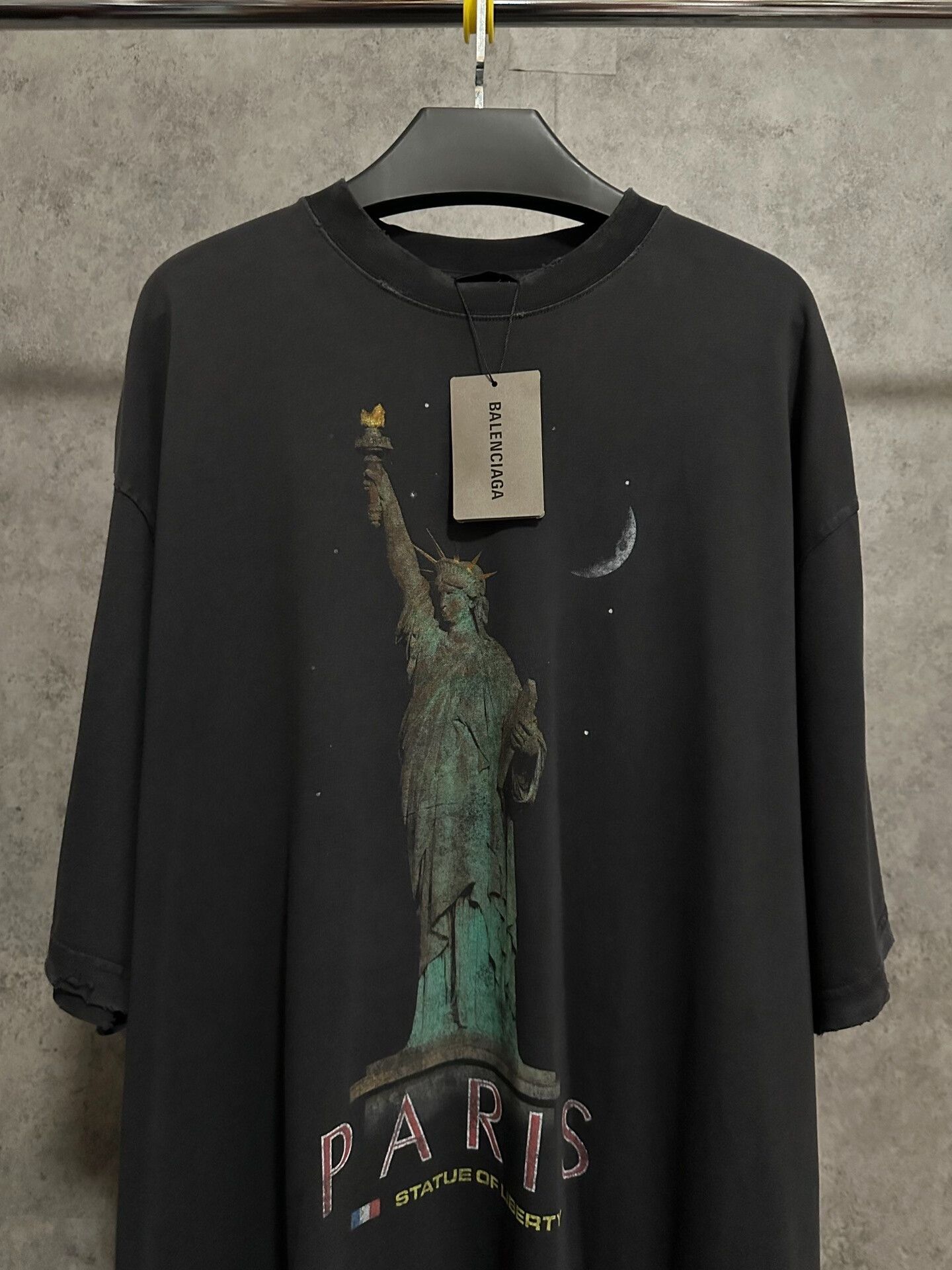 Balenciaga balenciaga statue of liberty graphic t-shirt Size US XL / EU 56 / 4 - 2 Thumbnail