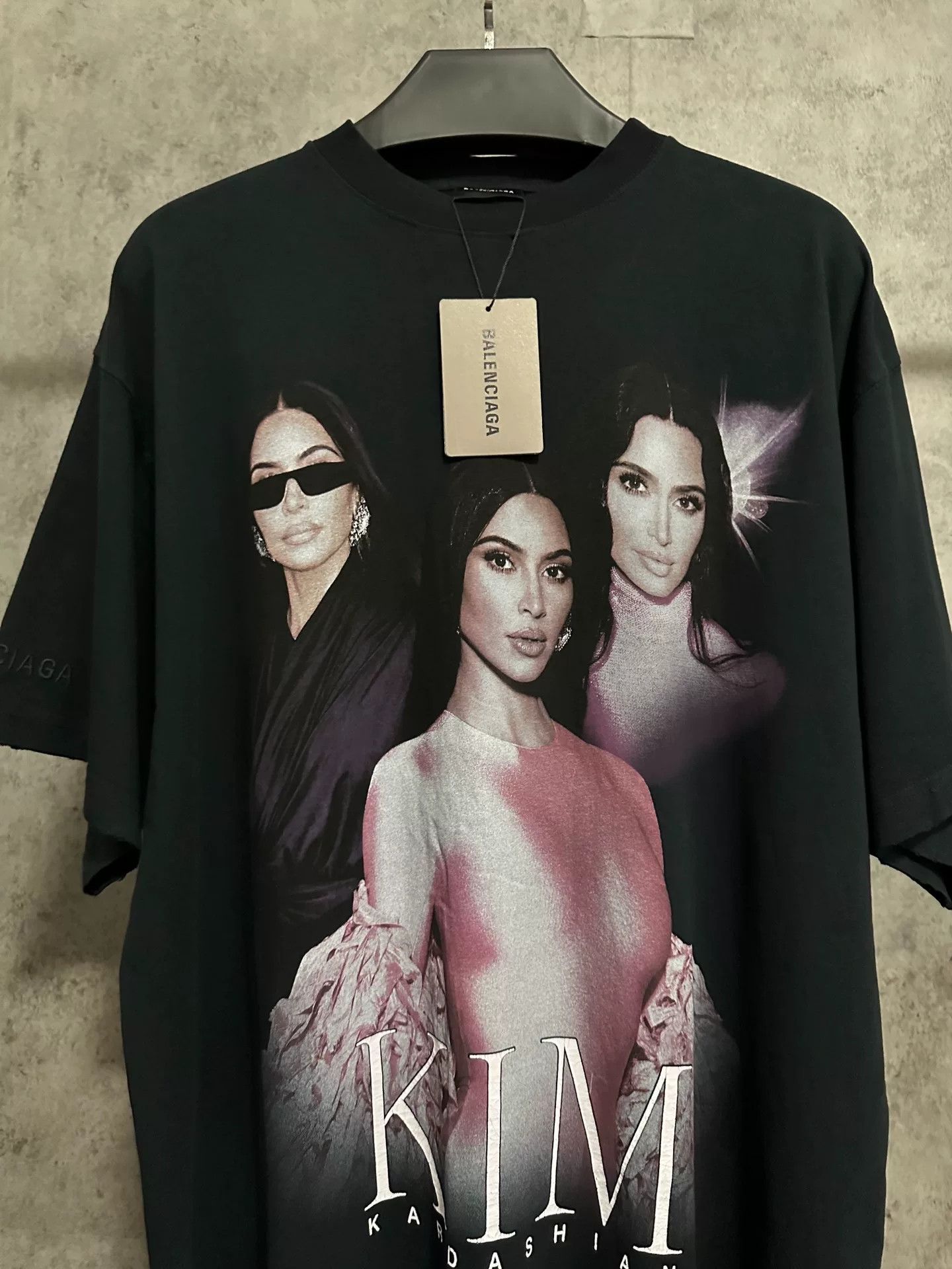 Balenciaga Balenciaga Kim Kardashian Graphic Short Sleeve Tee Size US S / EU 44-46 / 1 - 2 Thumbnail