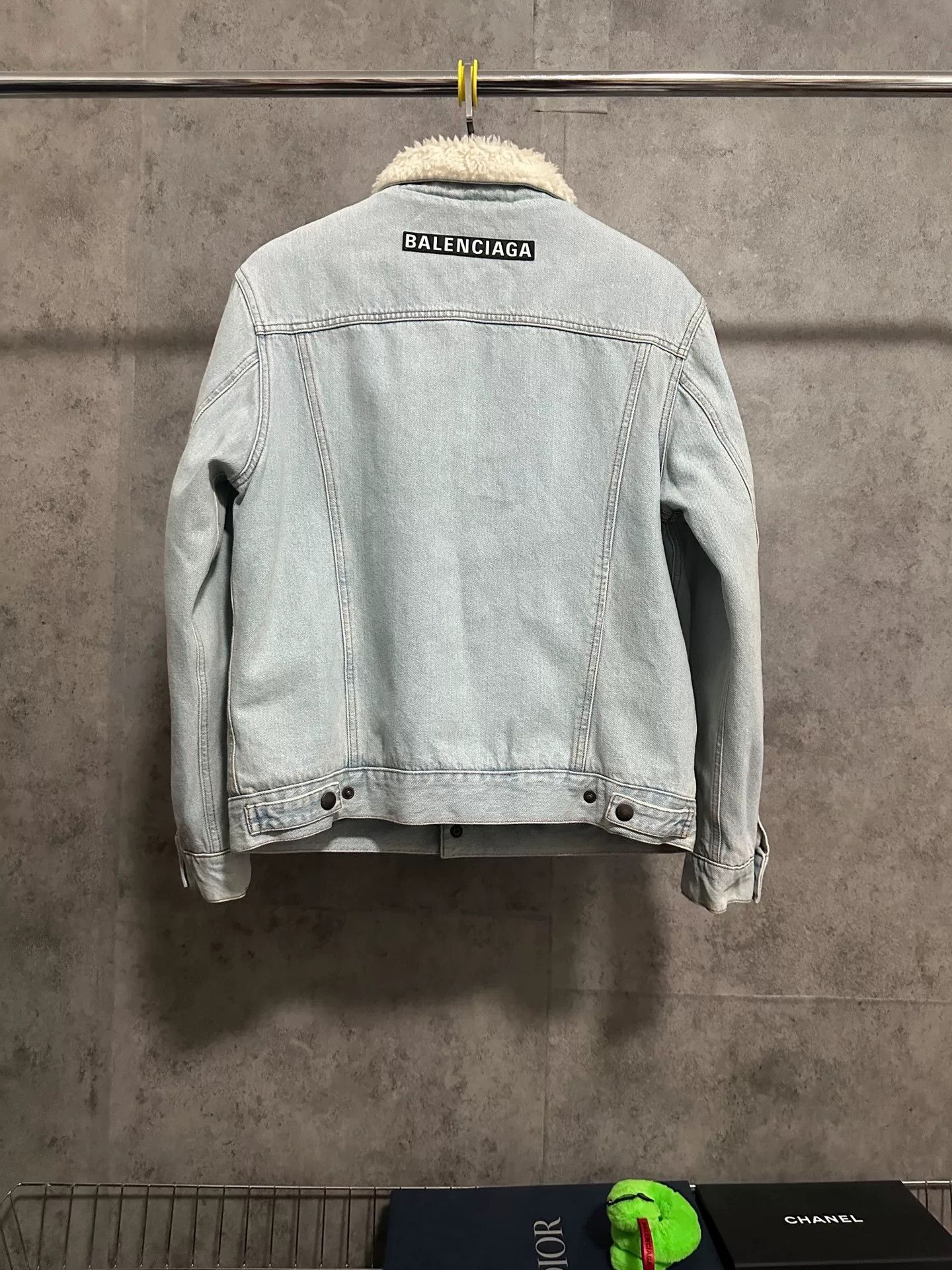 Balenciaga Balenciaga Blue Shearling Denim Jacket Size US M / EU 48-50 / 2 - 4 Thumbnail