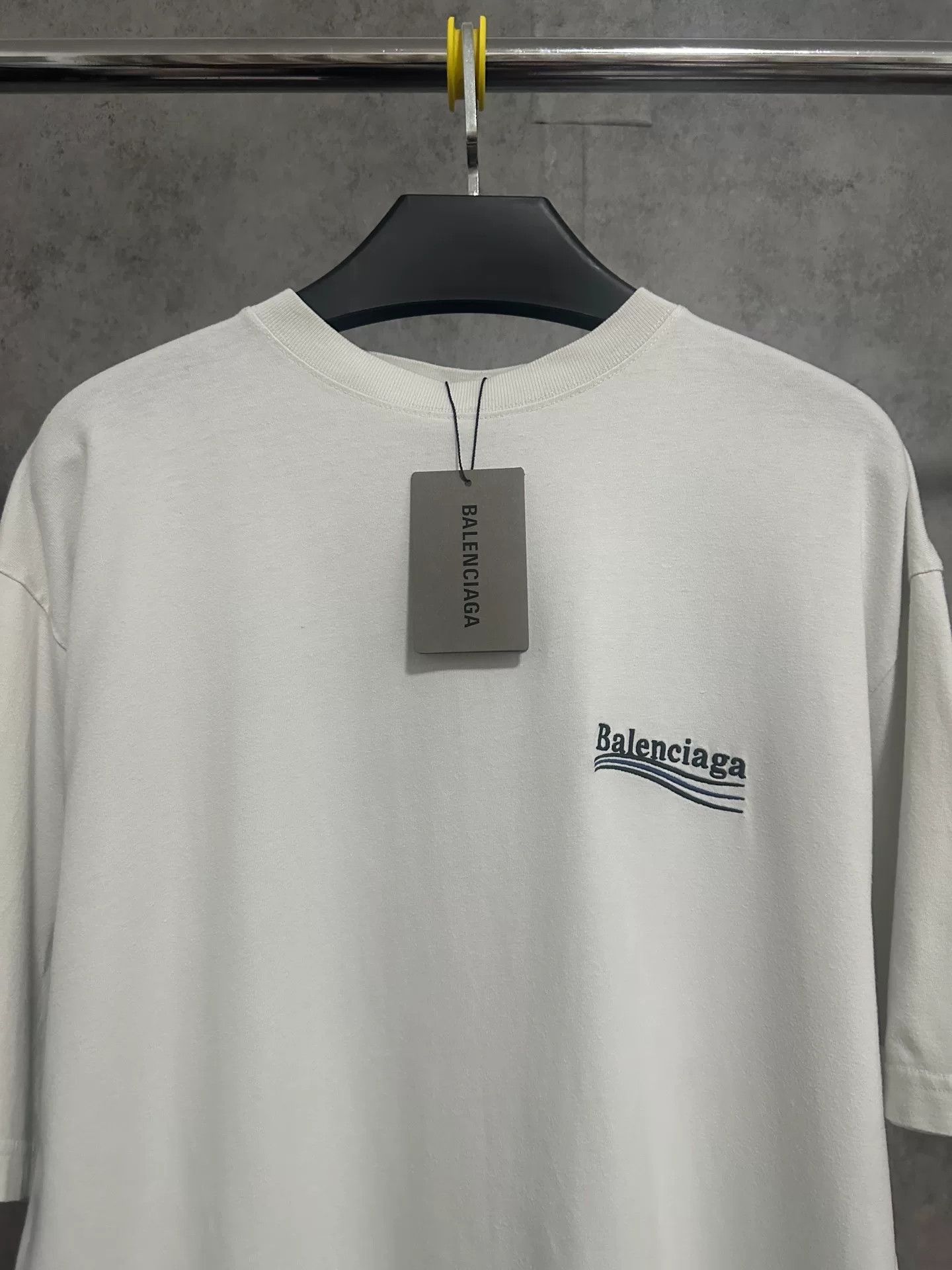 Balenciaga balenciaga short sleeve t-shirt with logo Size US XS / EU 42 / 0 - 2 Thumbnail